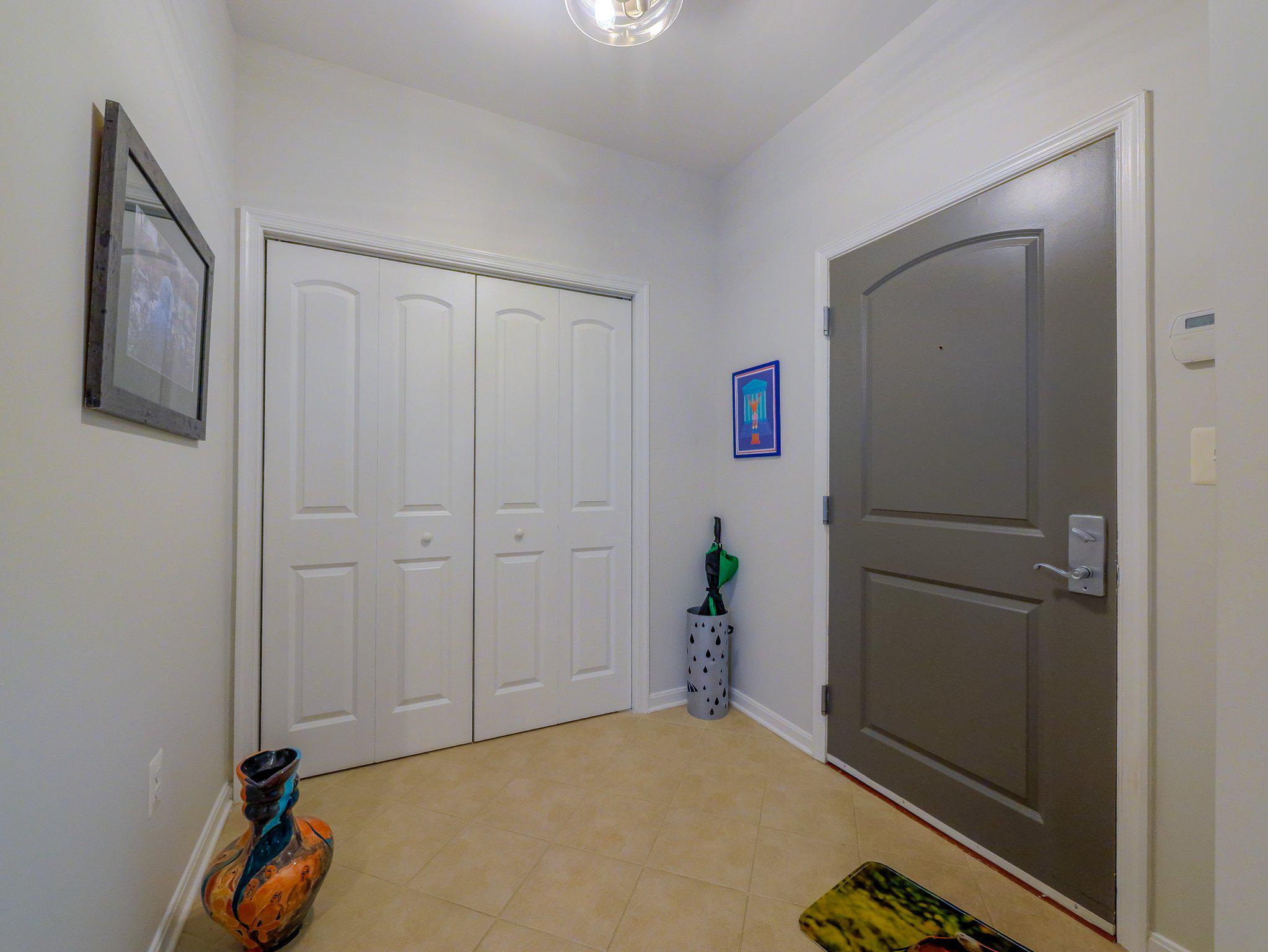 THE HOLLOW AT FOX VA - Residential