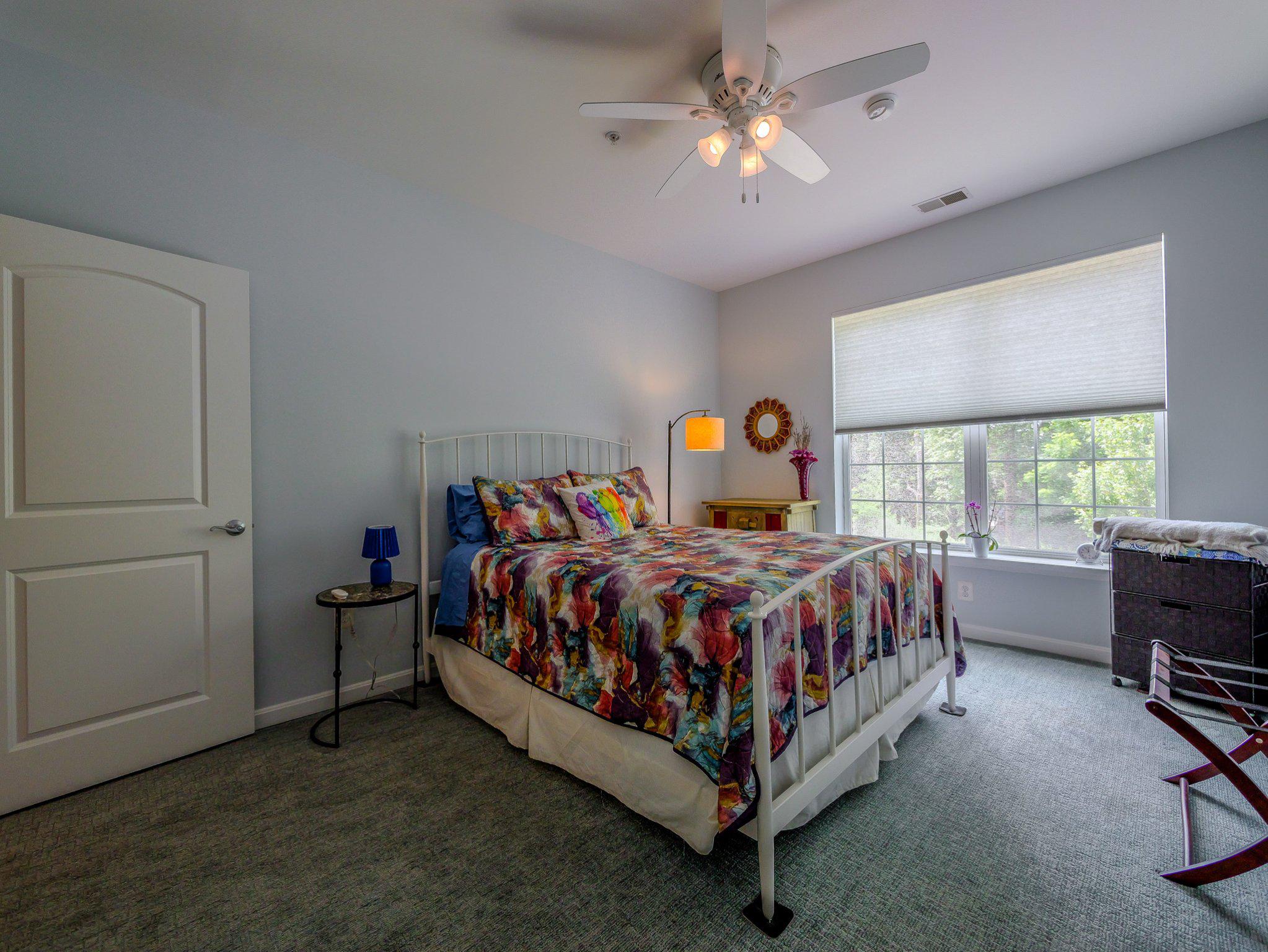 THE HOLLOW AT FOX VA - Residential