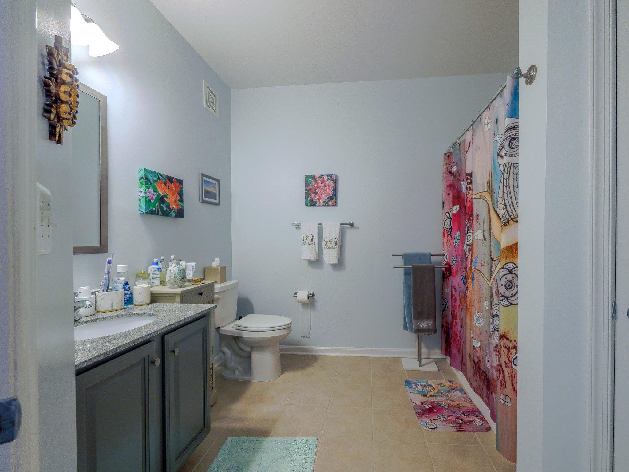 THE HOLLOW AT FOX VA - Residential