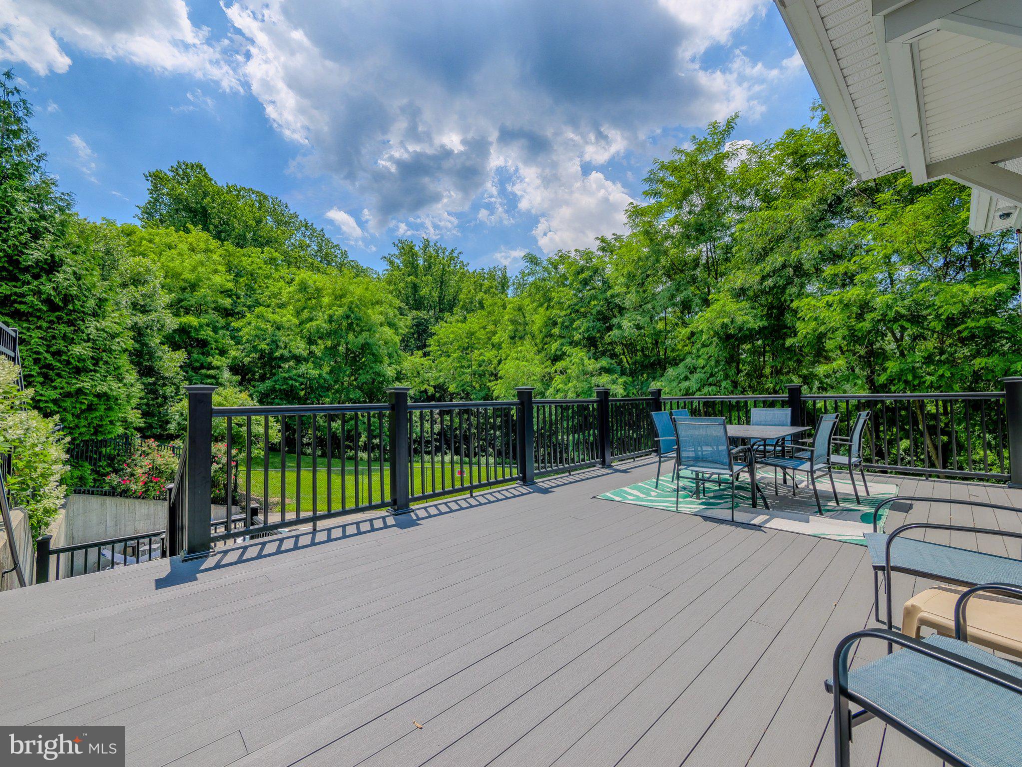 THE HOLLOW AT FOX VA - Residential