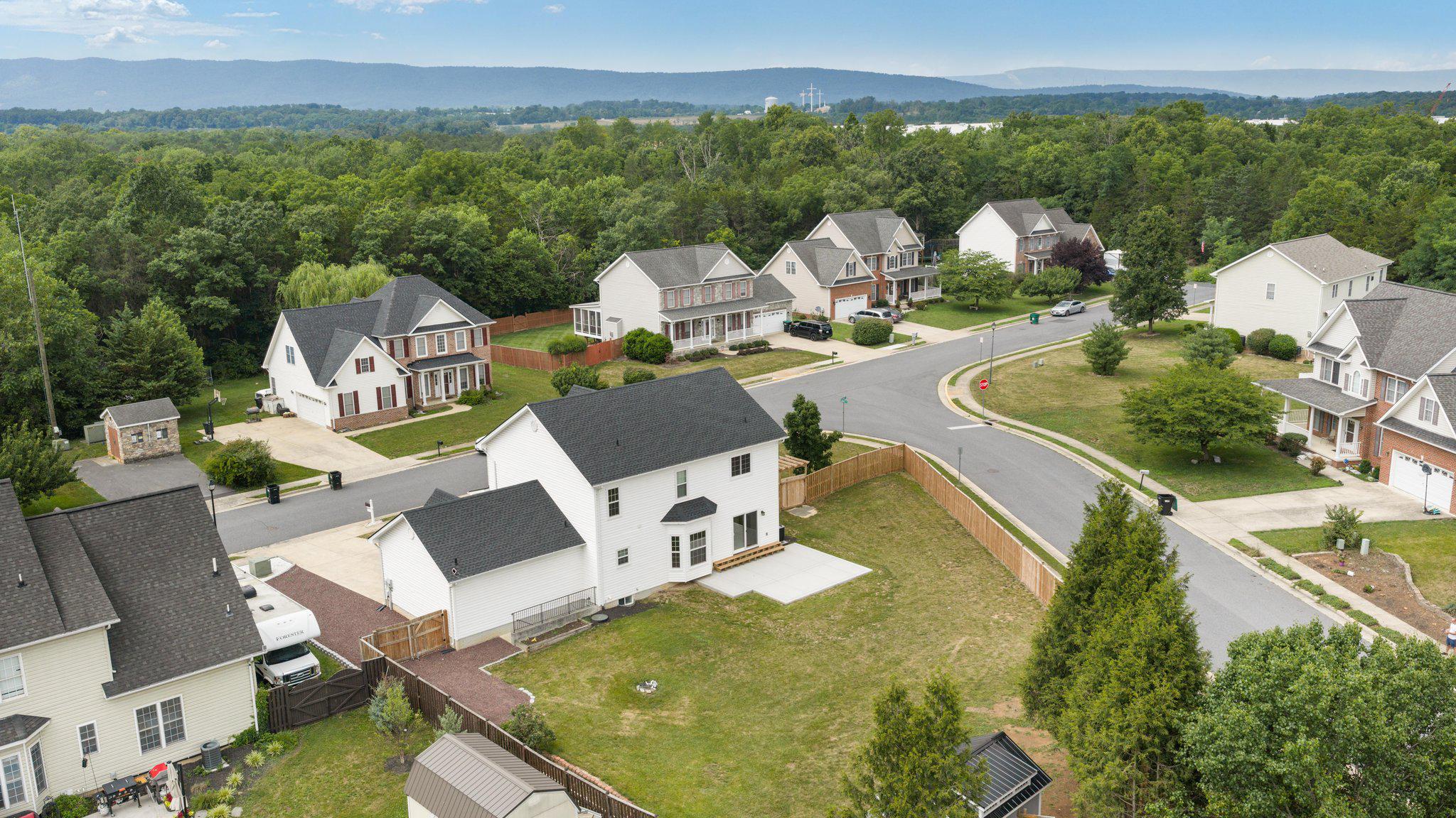 FOUNDERS LANDING - Residential