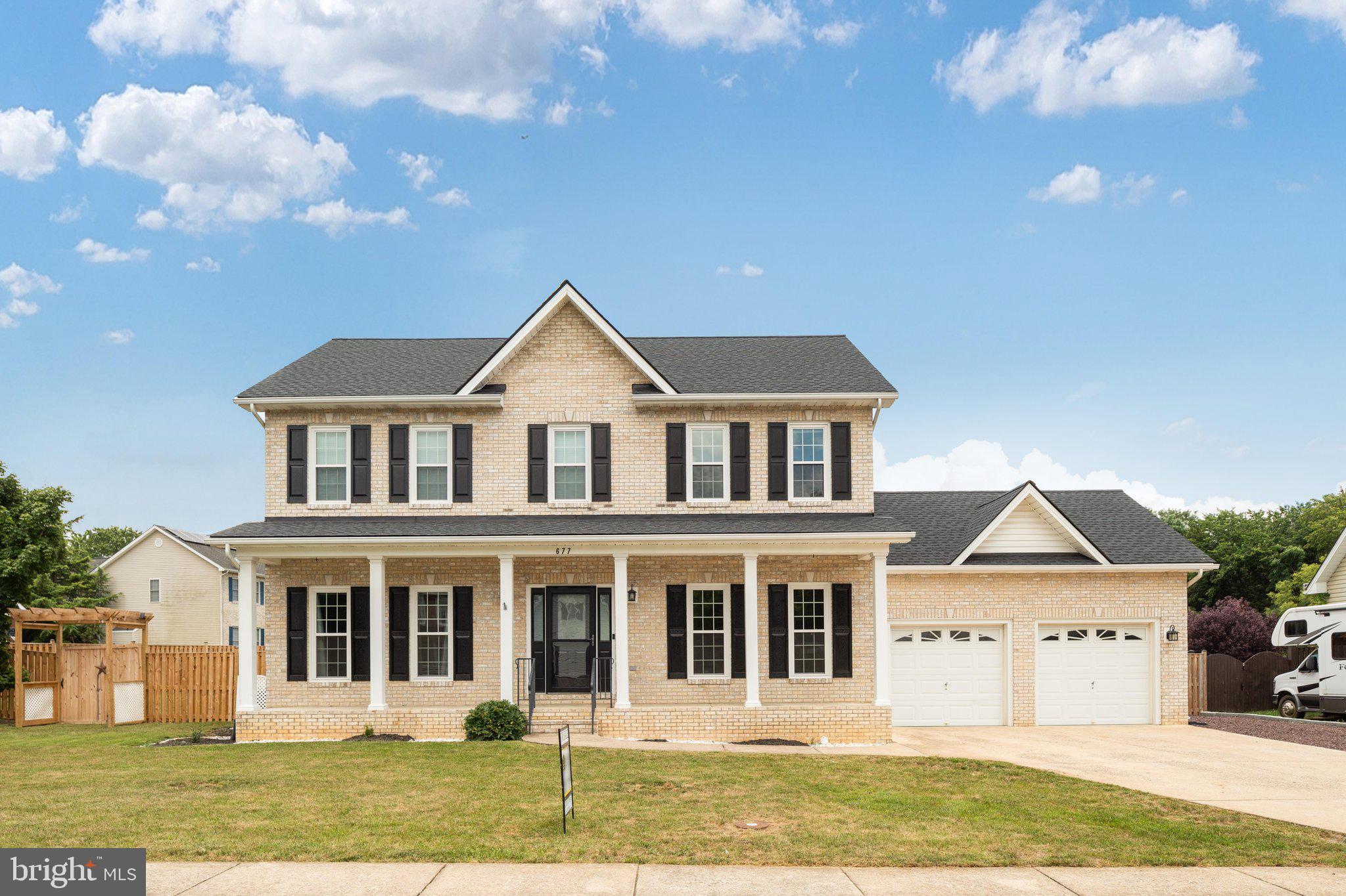 FOUNDERS LANDING - Residential