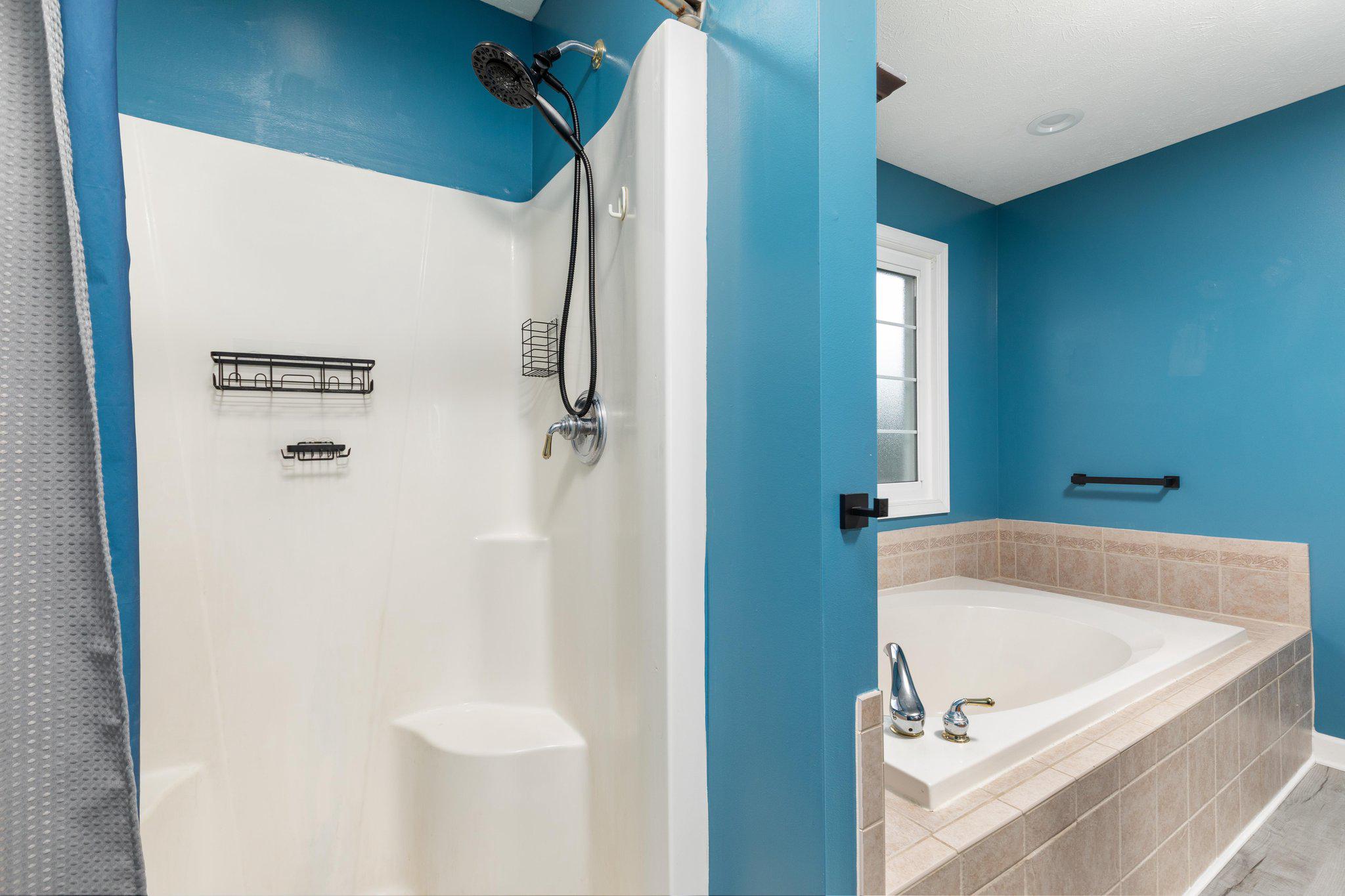 FOUNDERS LANDING - Residential