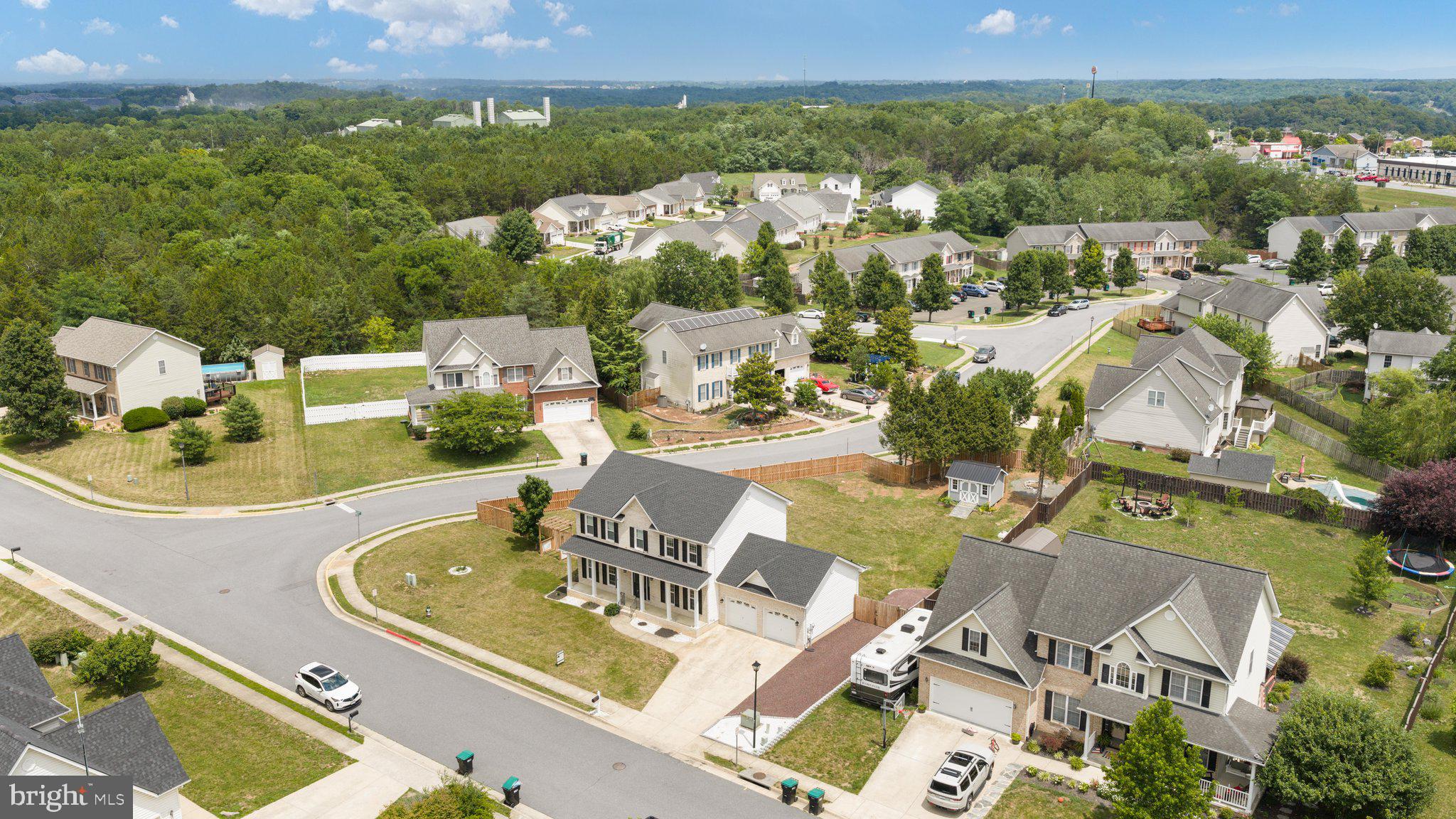 FOUNDERS LANDING - Residential