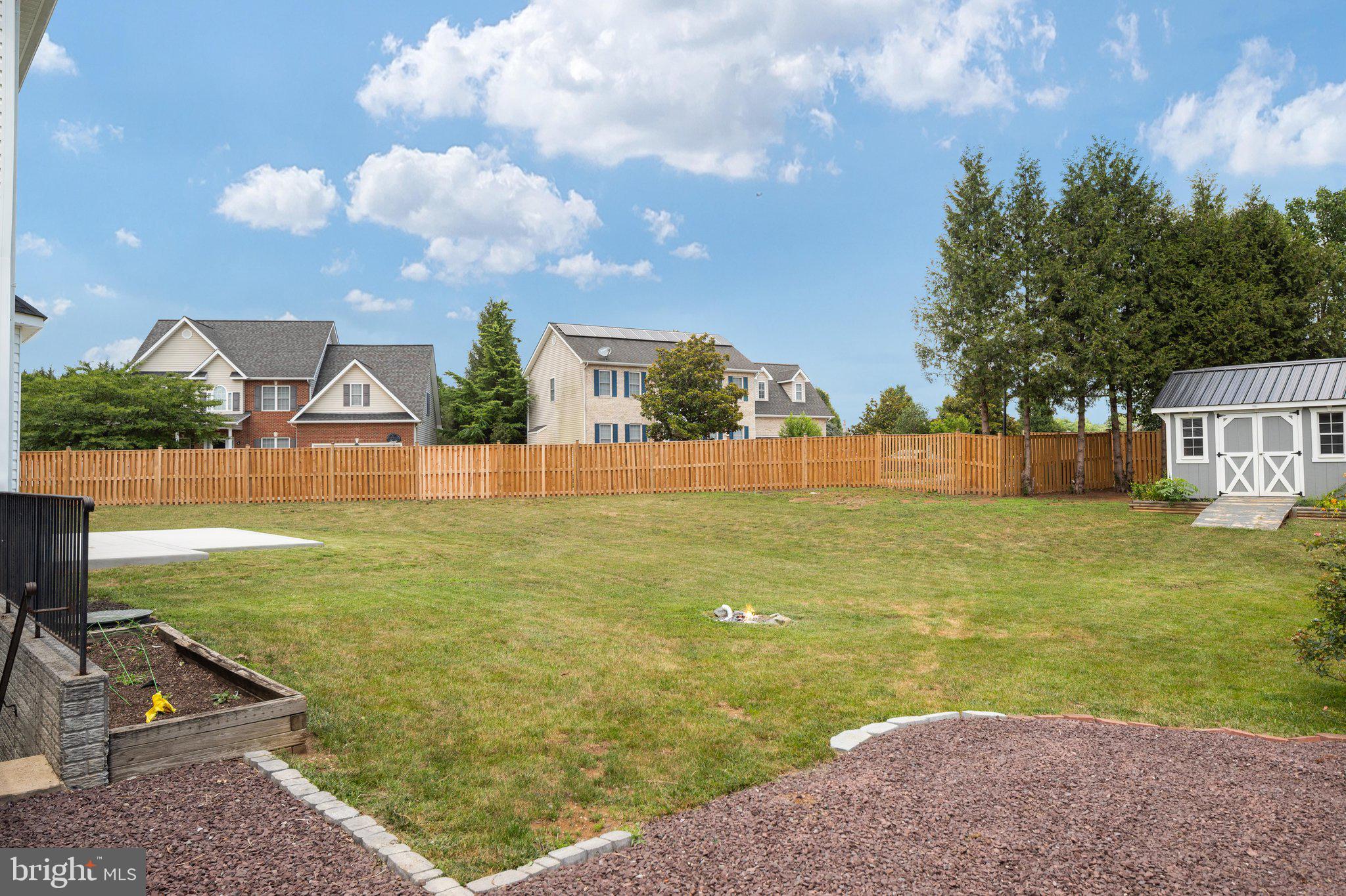 FOUNDERS LANDING - Residential