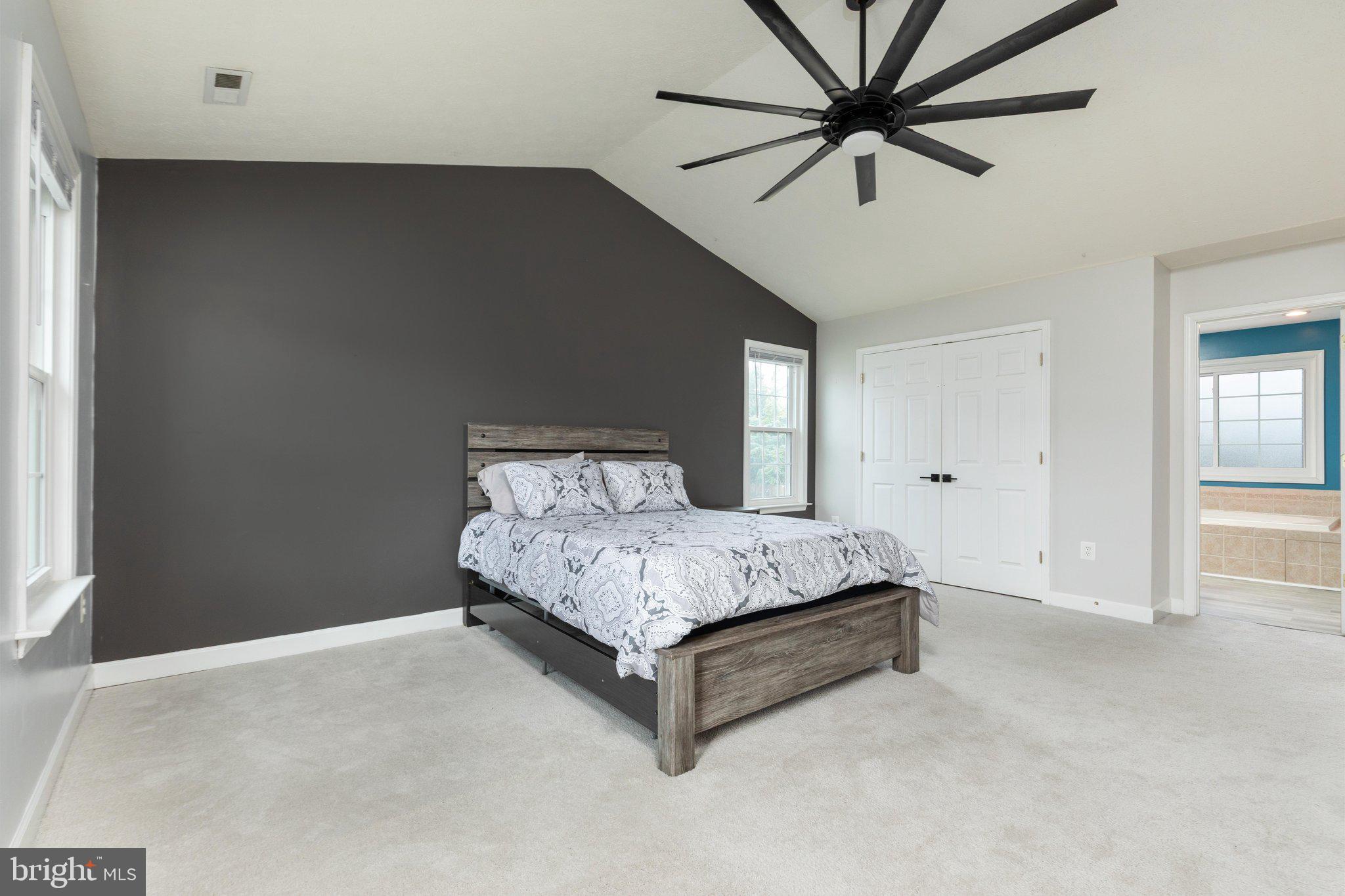 FOUNDERS LANDING - Residential