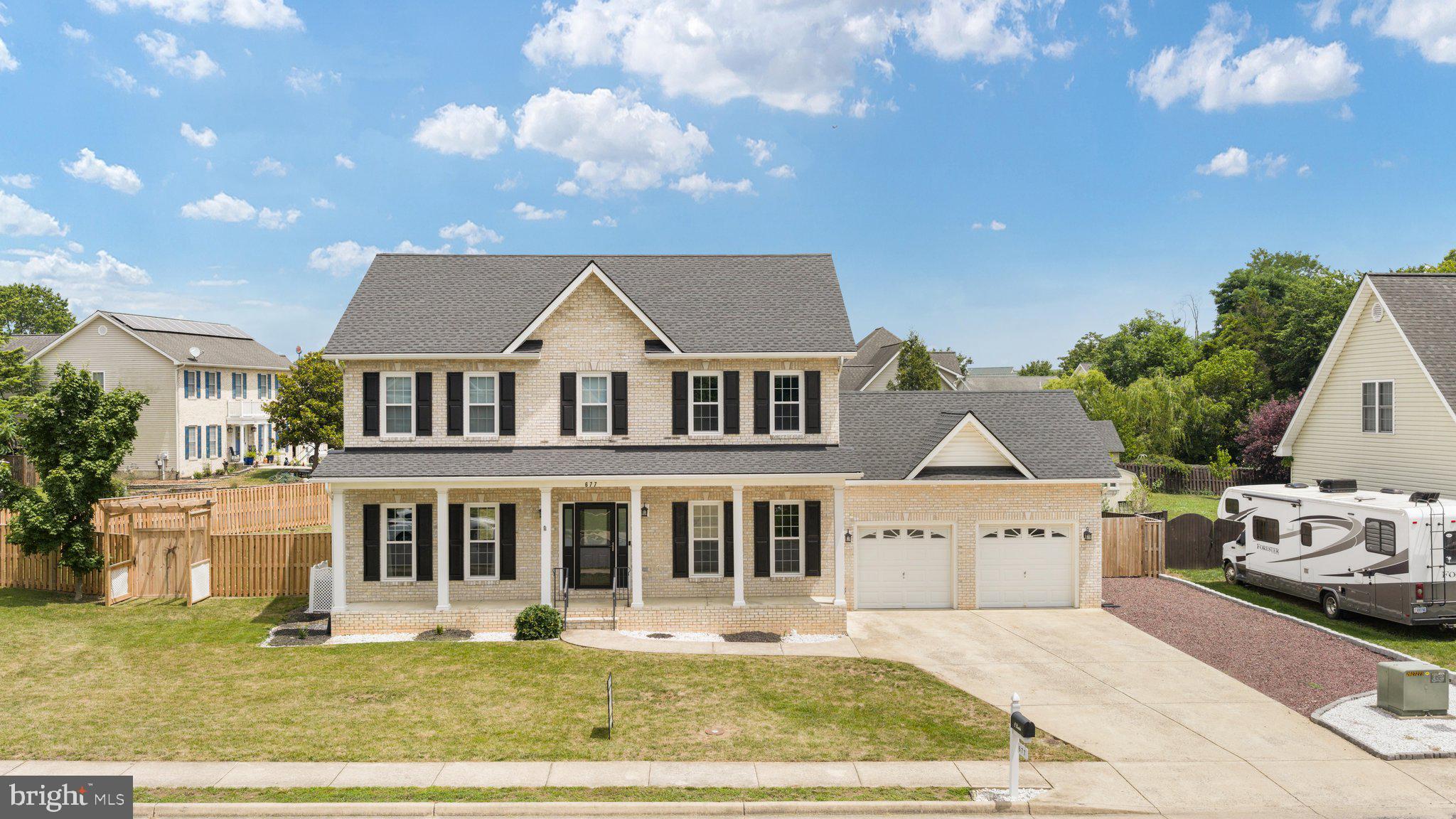 FOUNDERS LANDING - Residential