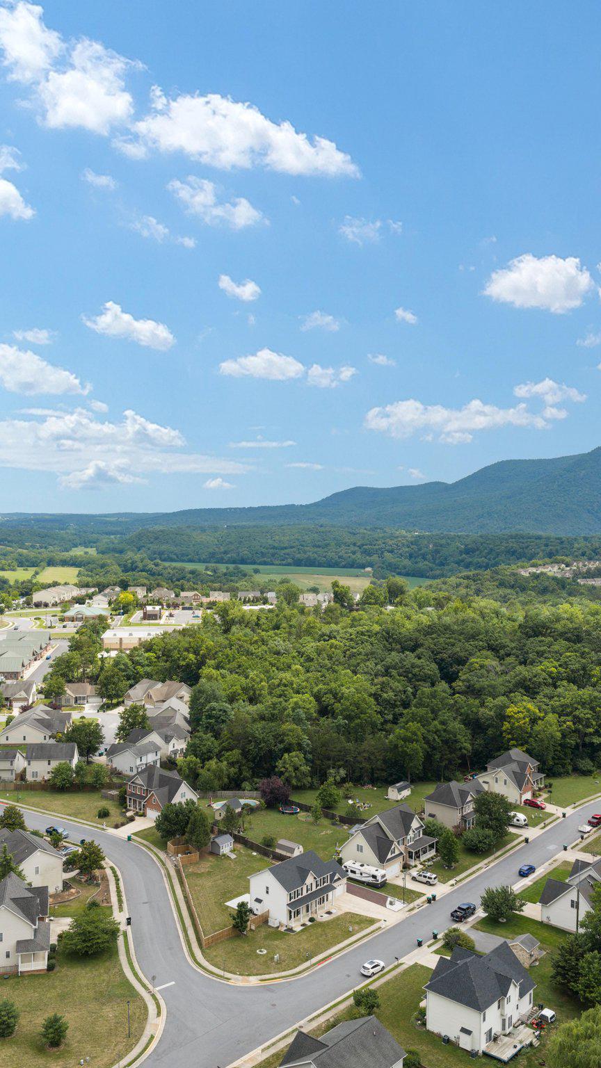 FOUNDERS LANDING - Residential