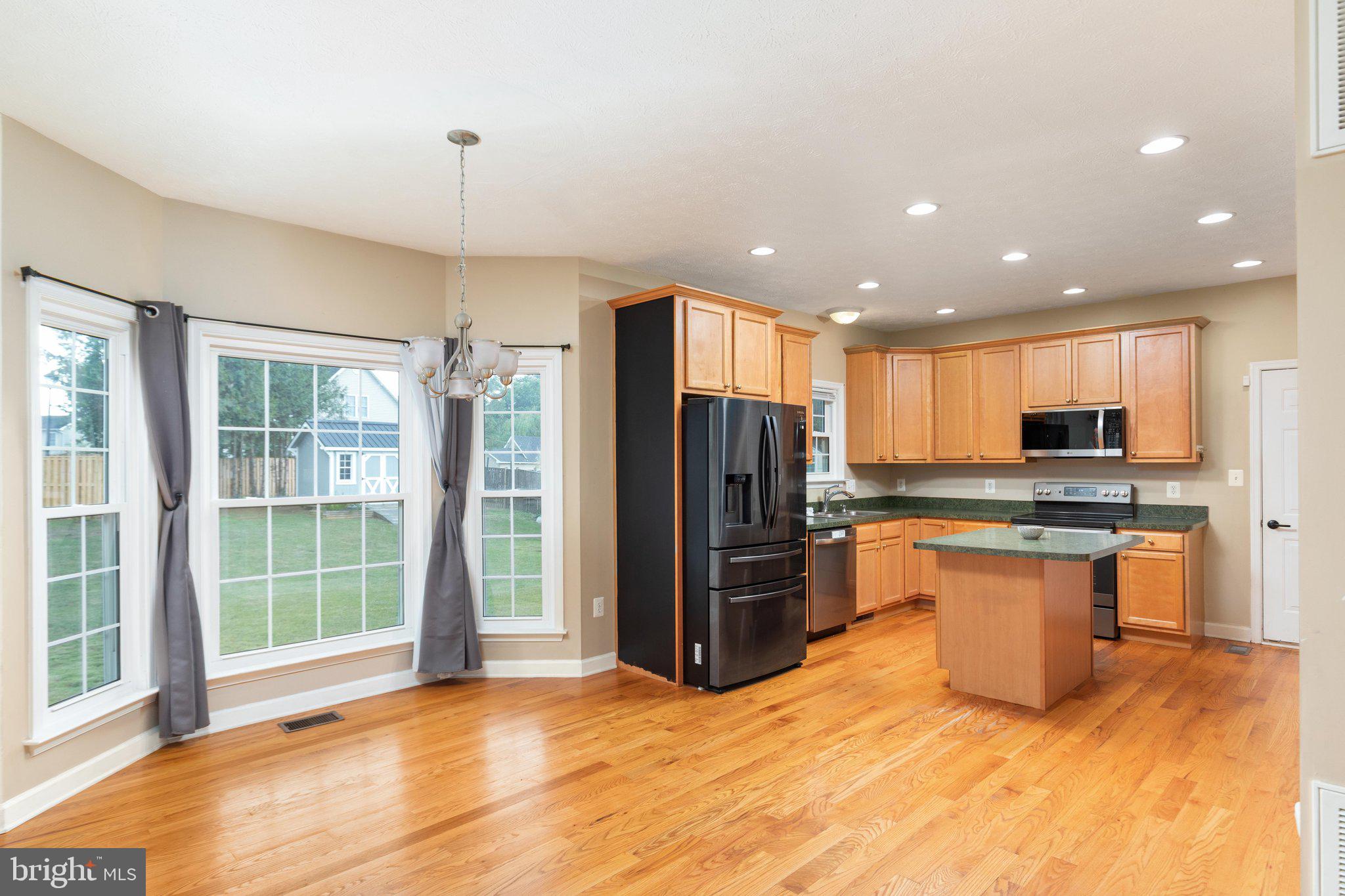 FOUNDERS LANDING - Residential