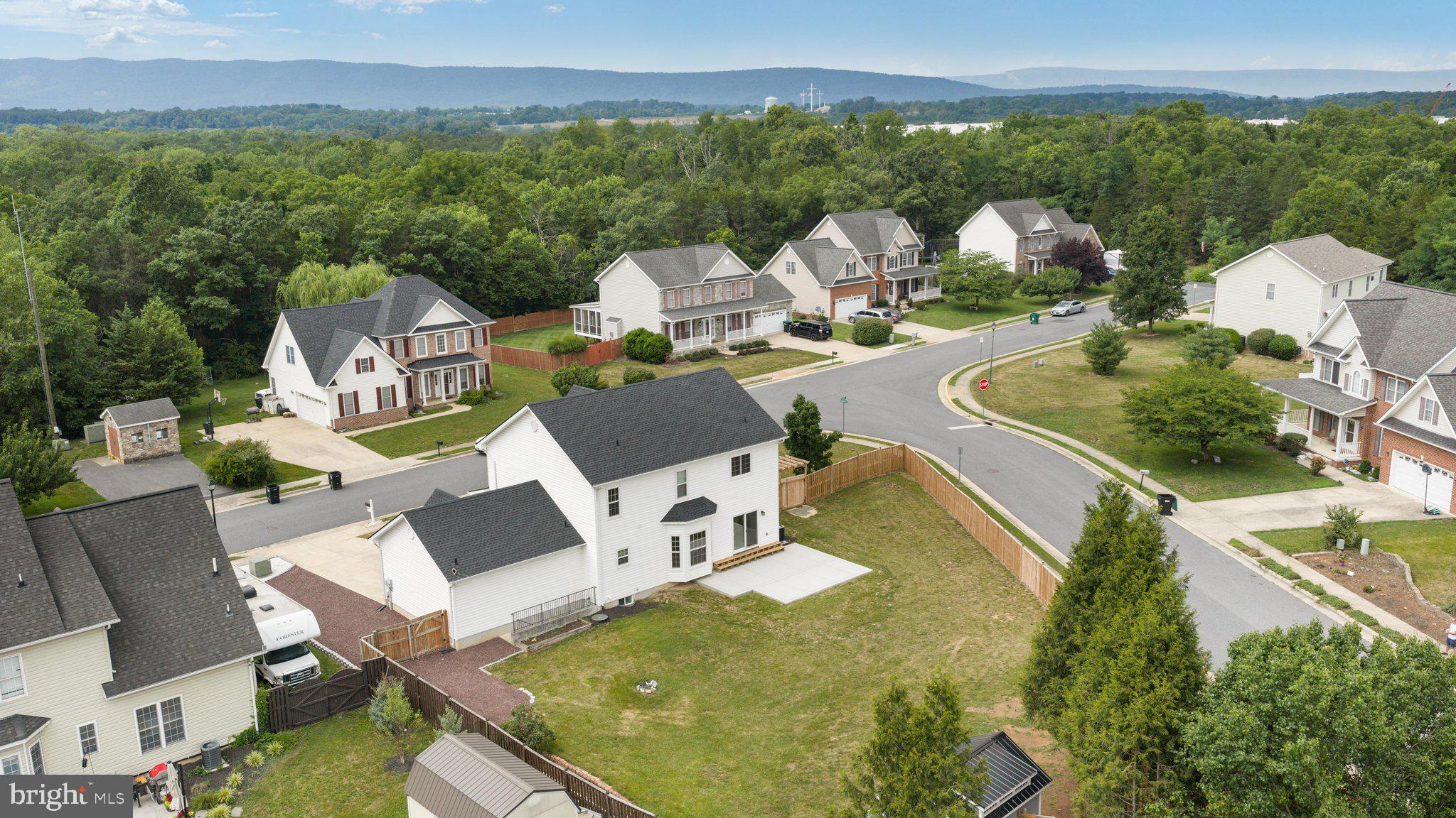 FOUNDERS LANDING - Residential