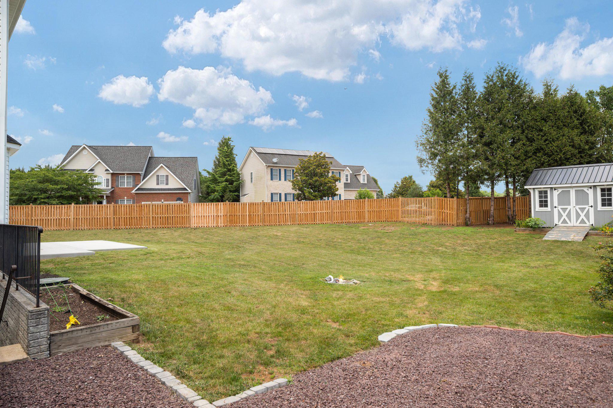 FOUNDERS LANDING - Residential