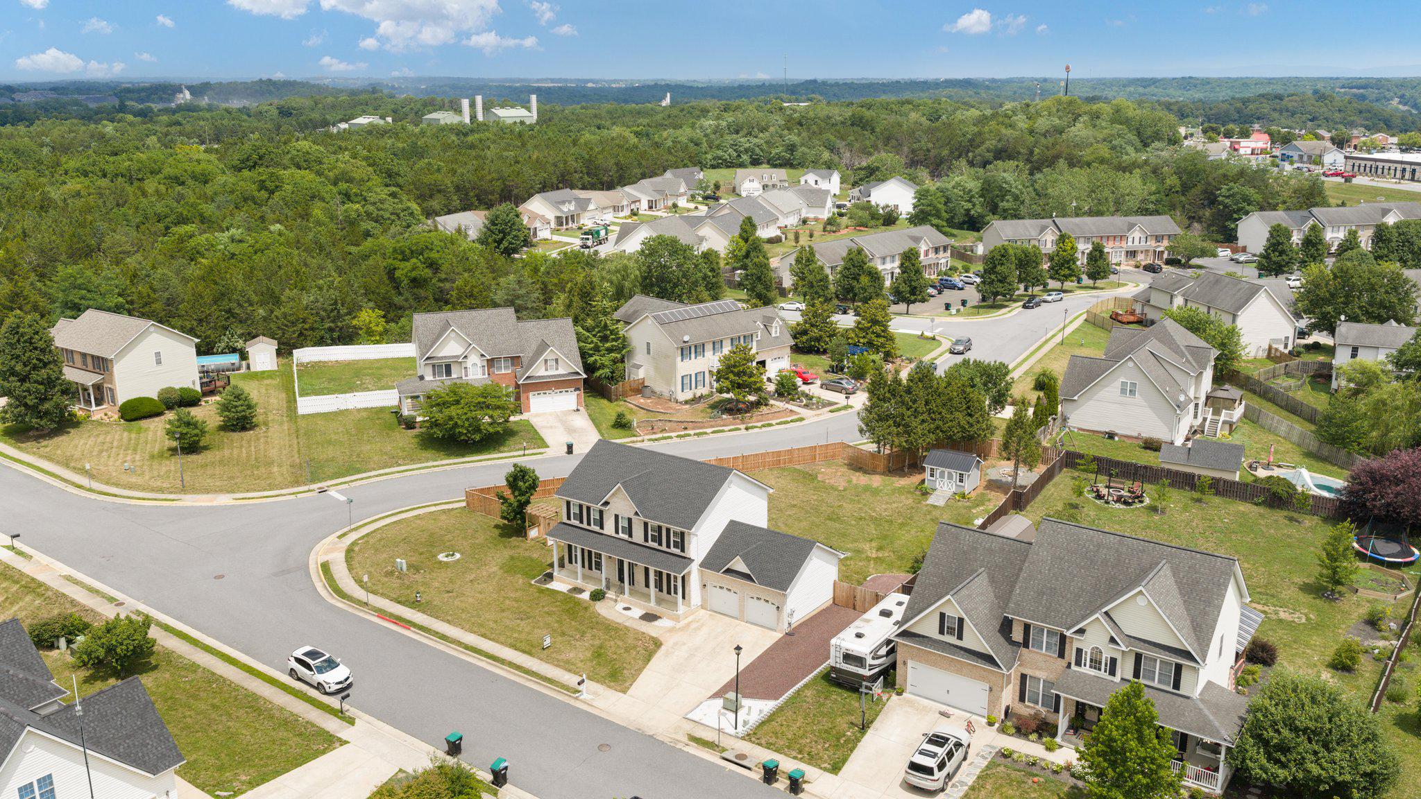 FOUNDERS LANDING - Residential