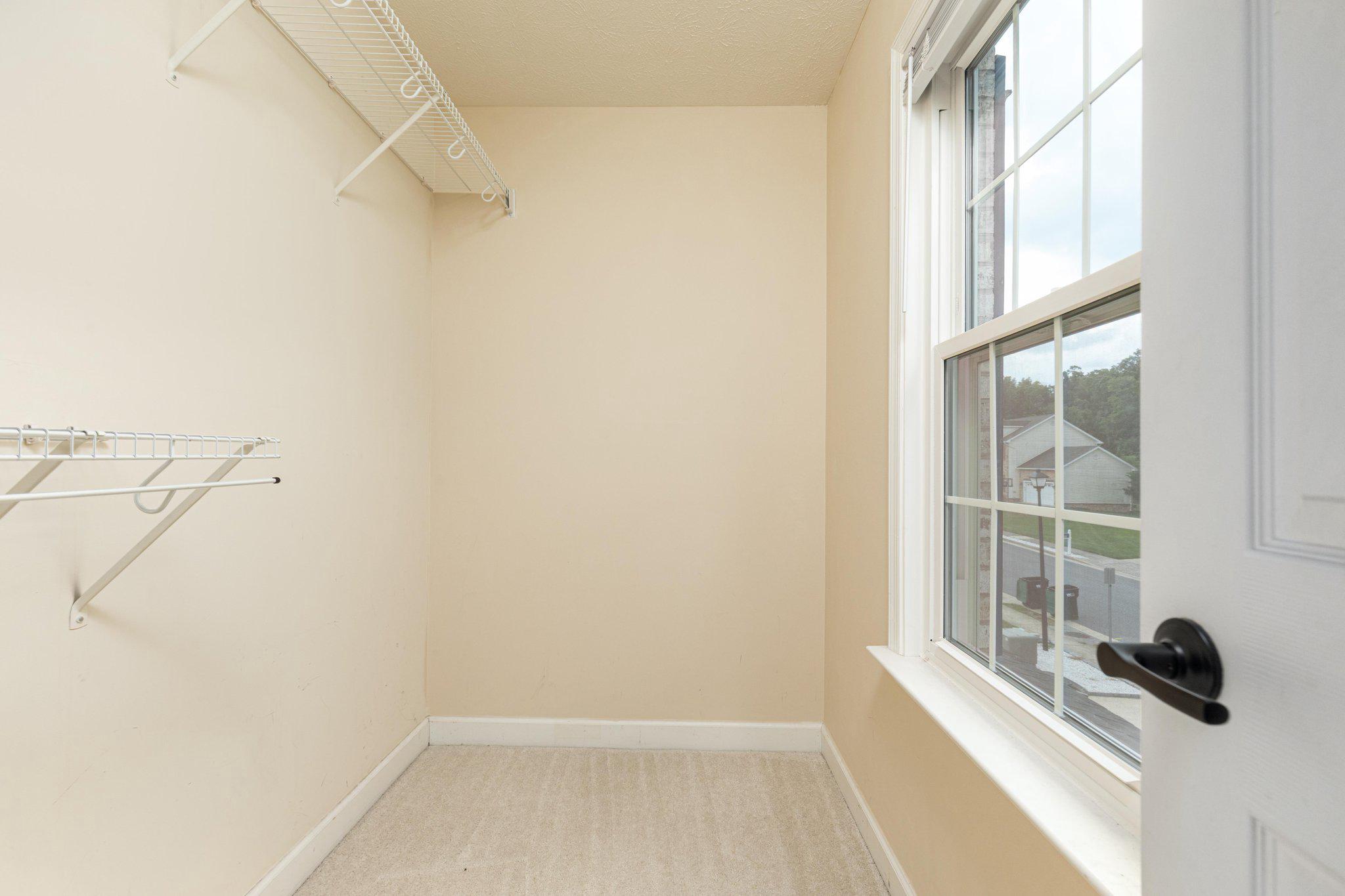 FOUNDERS LANDING - Residential