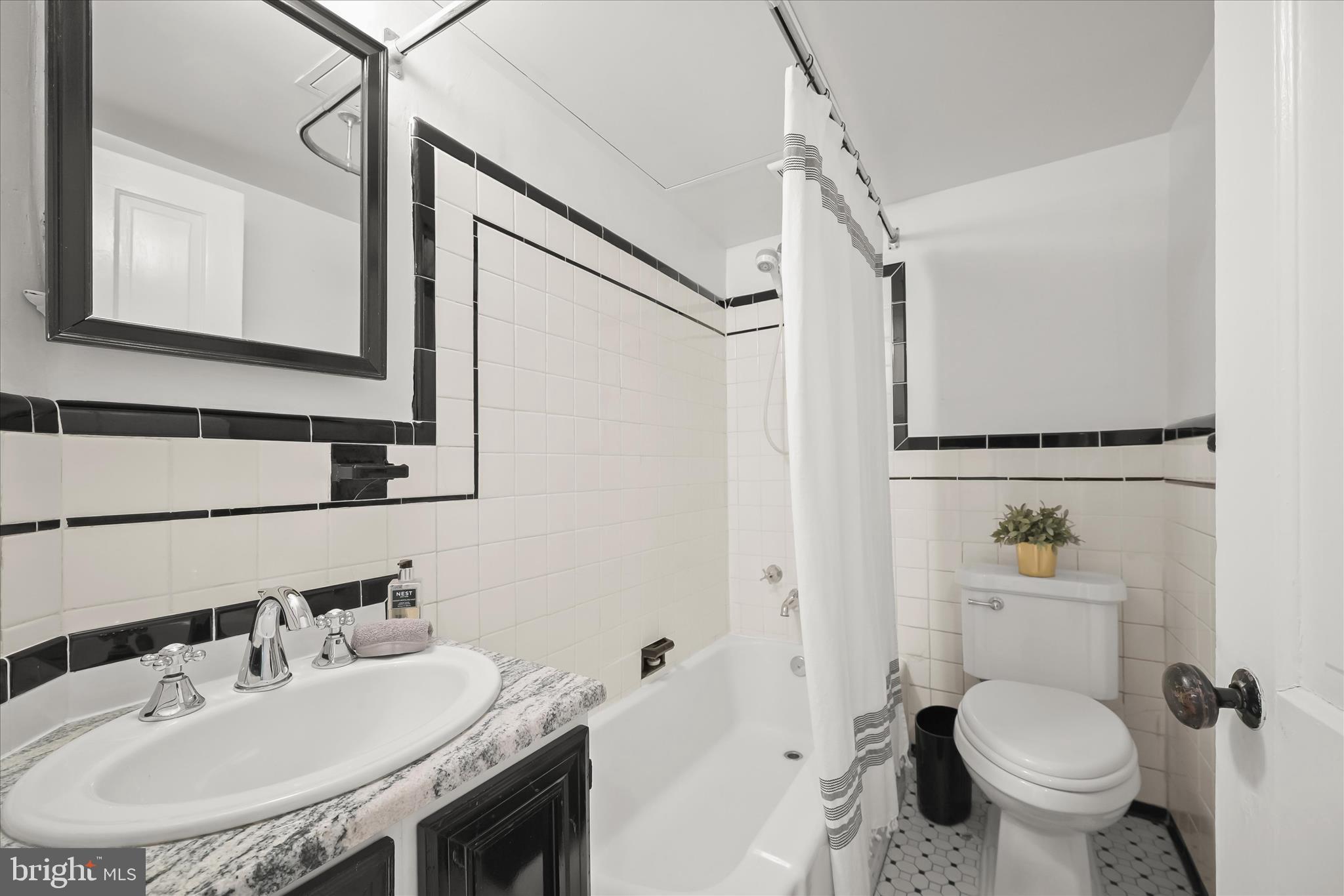 GLEN ECHO - Residential