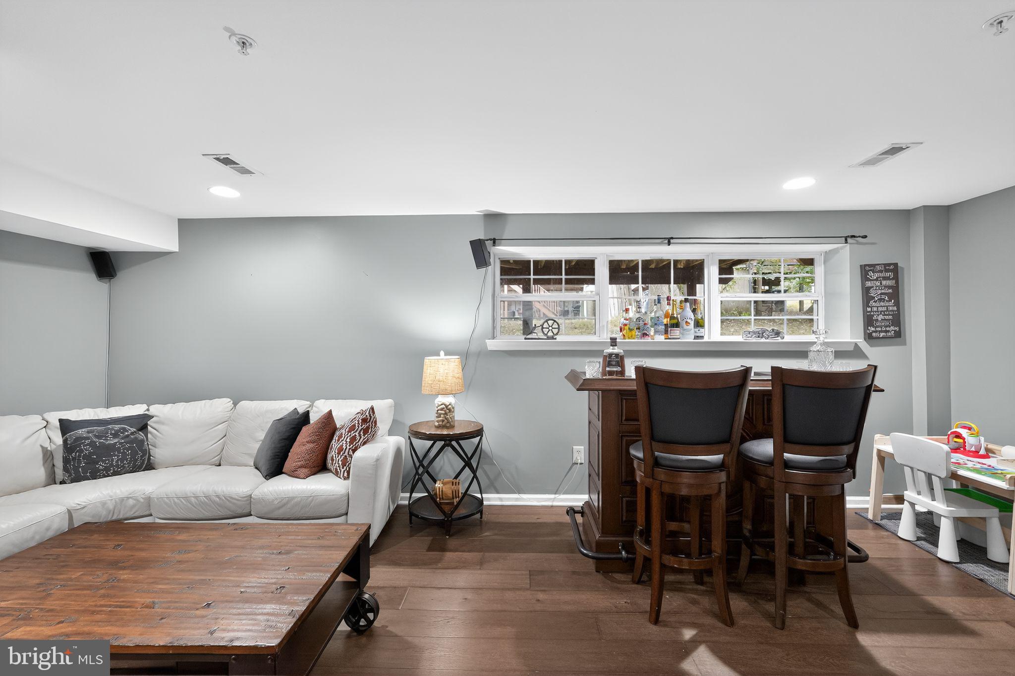 GLENN ROSE - Residential