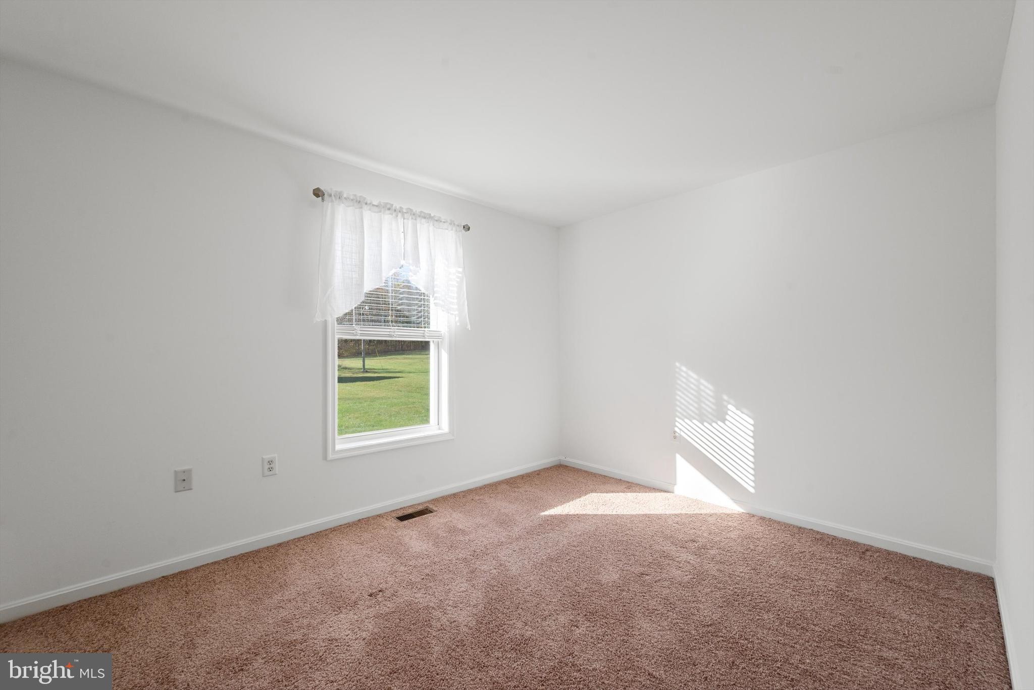 WHITINGS NECK - Residential
