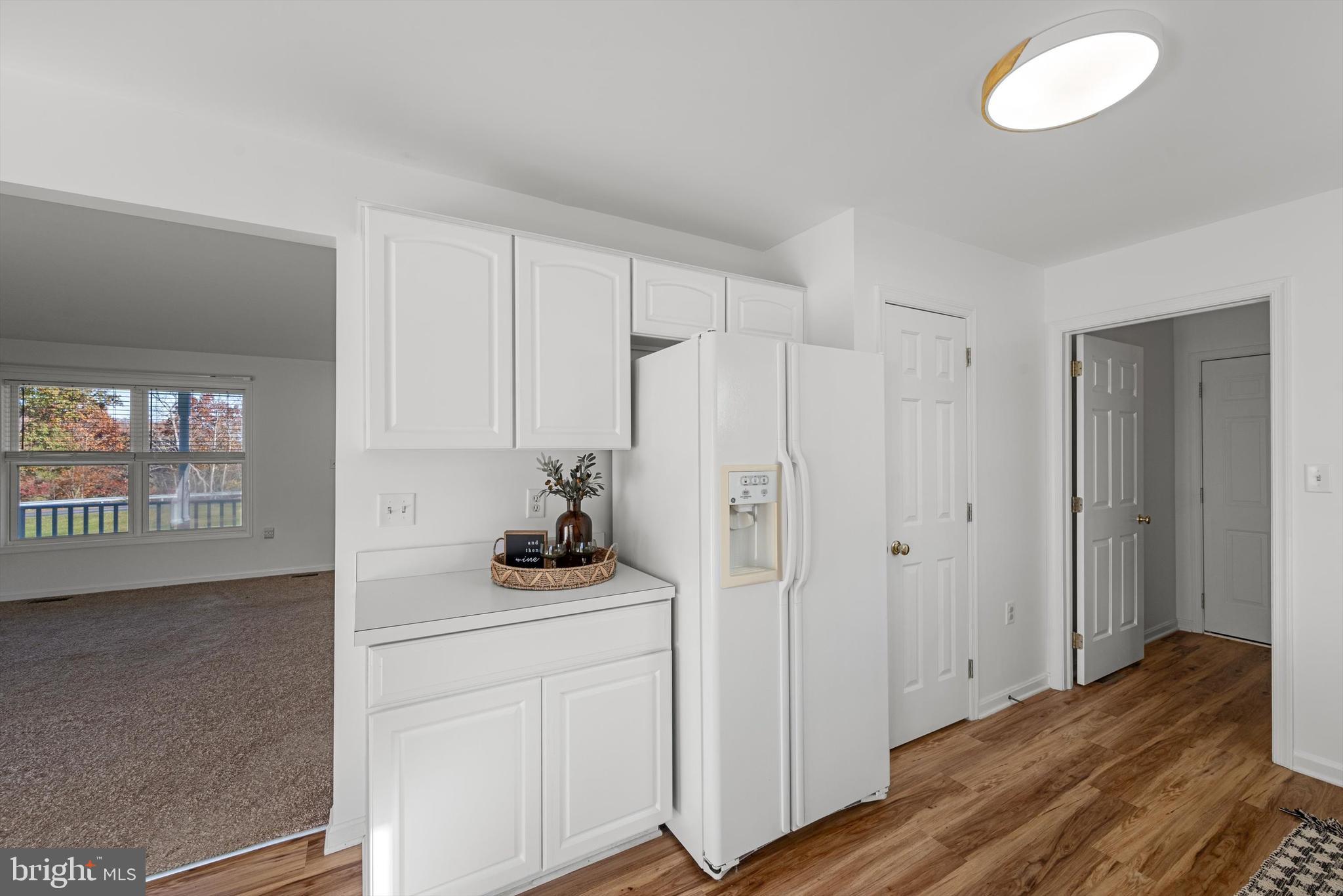 WHITINGS NECK - Residential
