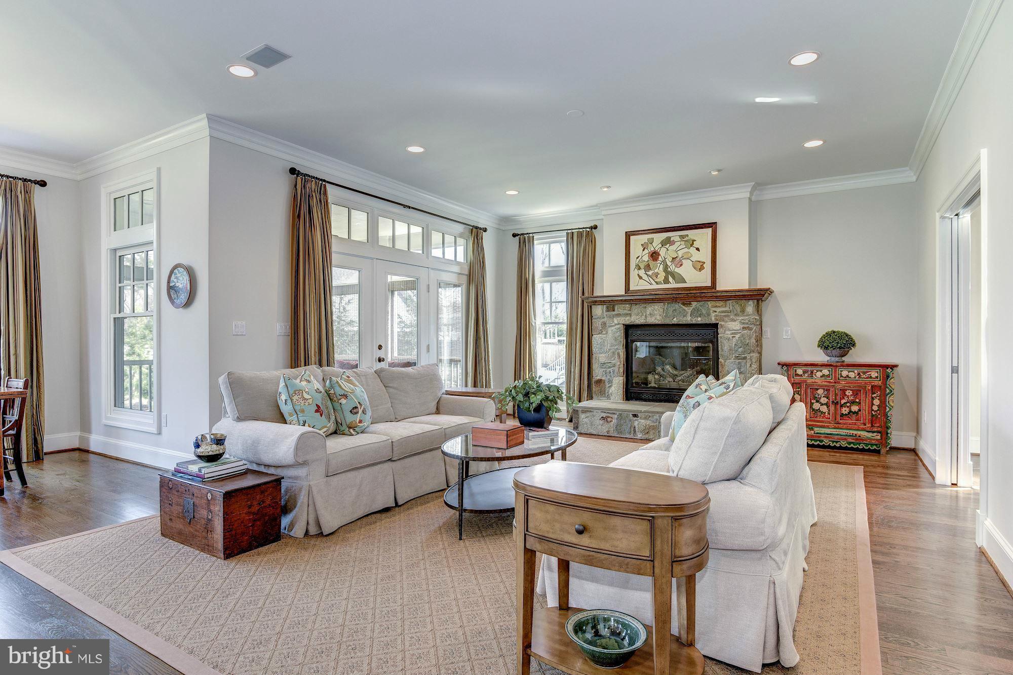 FRANKLIN PARK - Residential