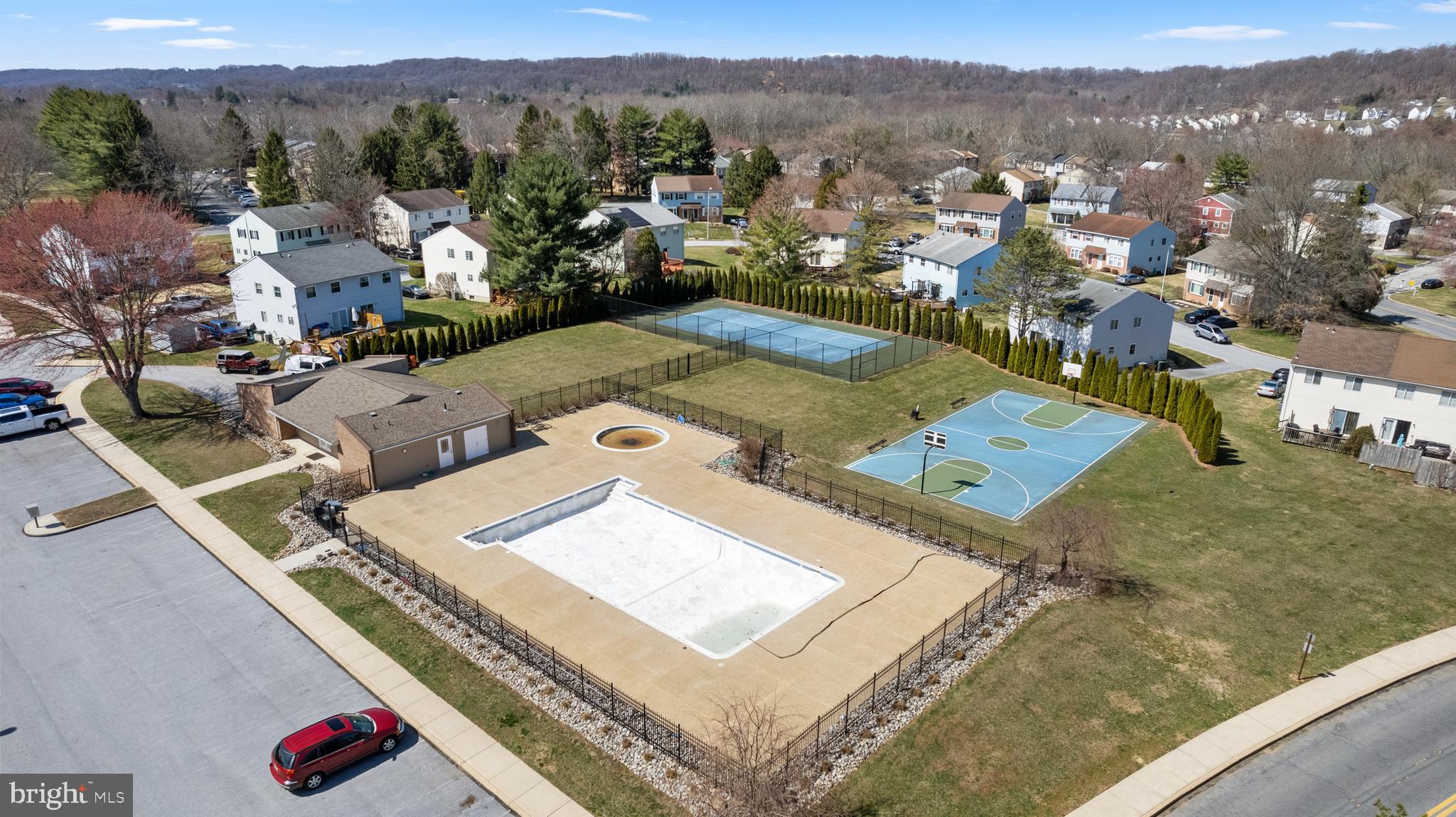 WEDGEWOOD ESTATES - Residential
