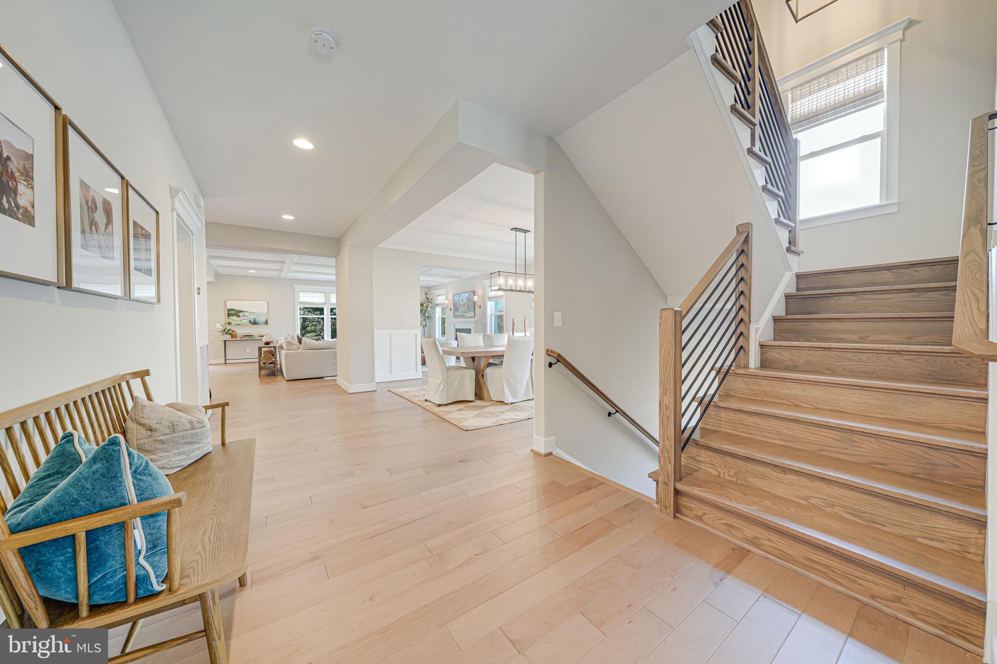 VIENNA WOODS - Residential