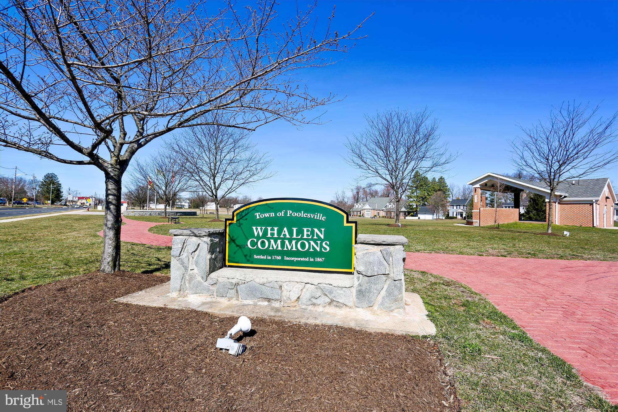 HUNTERS RUN - Residential