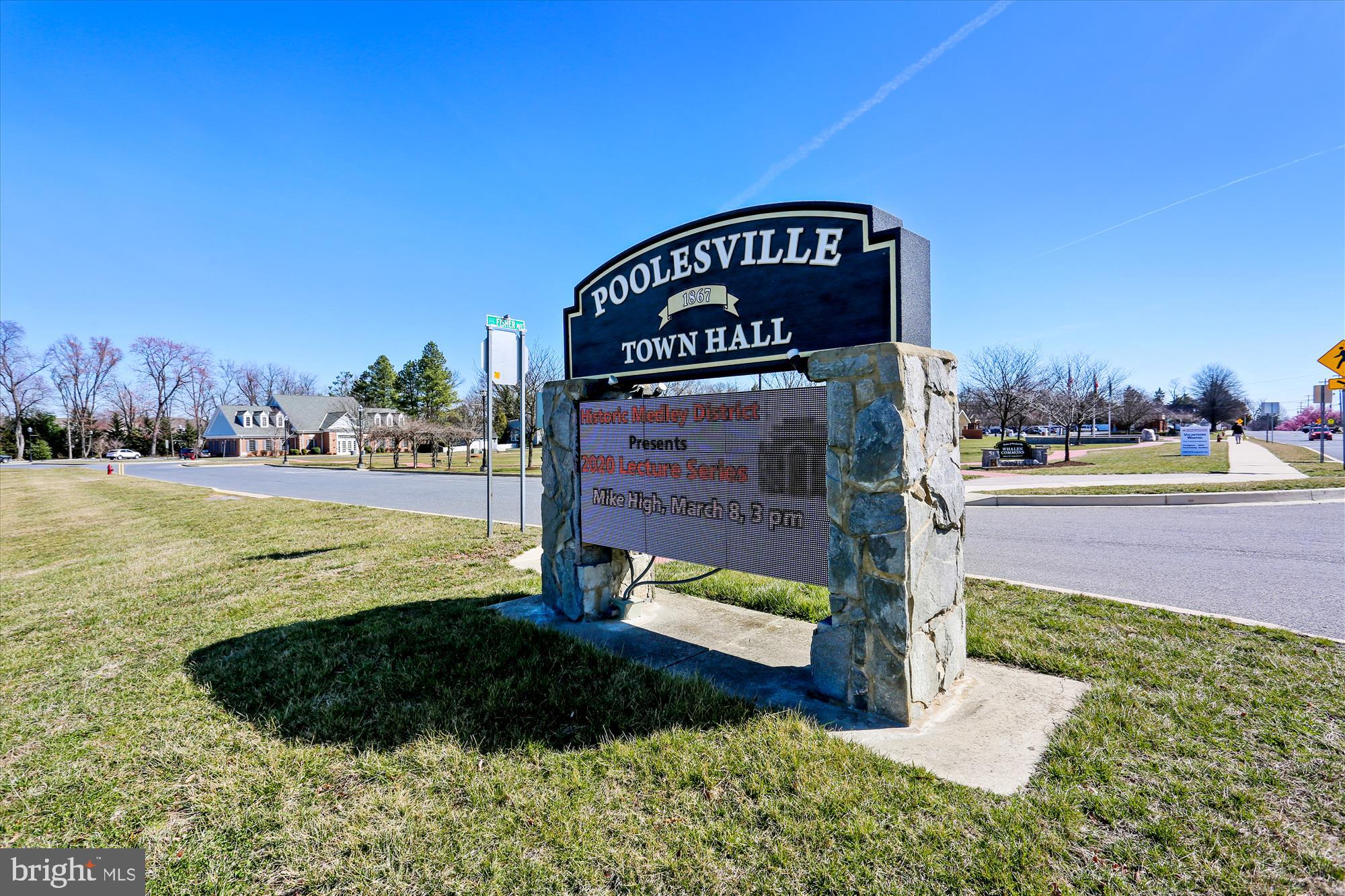 HUNTERS RUN - Residential