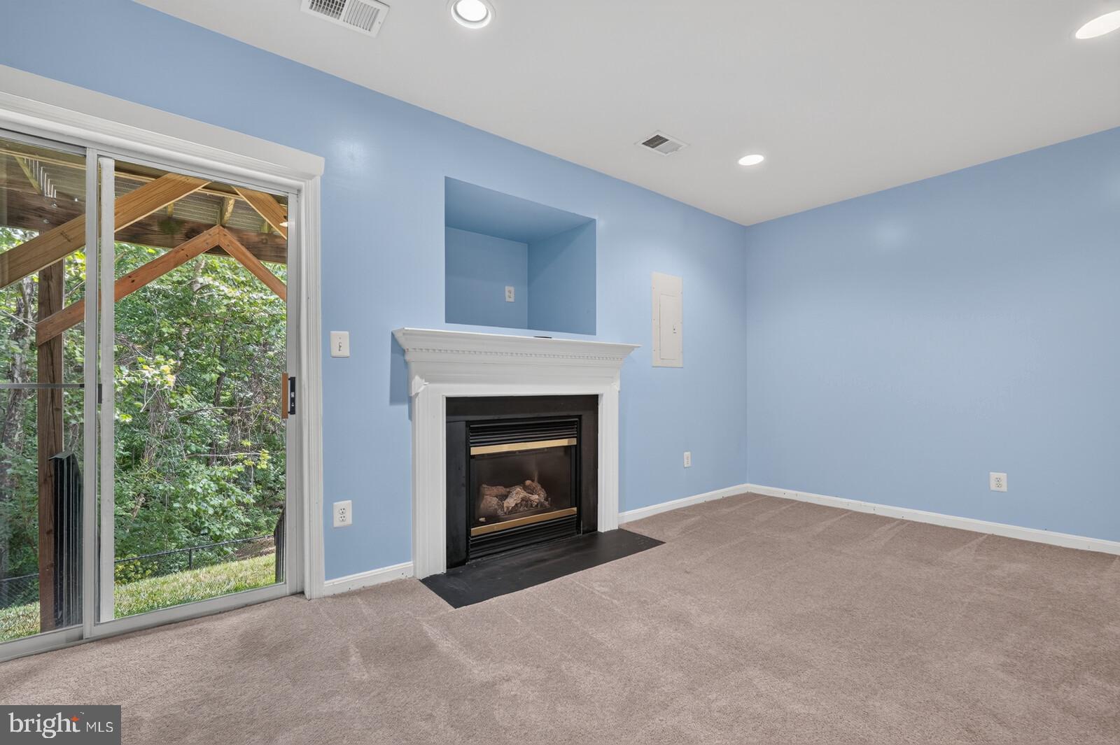MANASSAS PARK - Residential