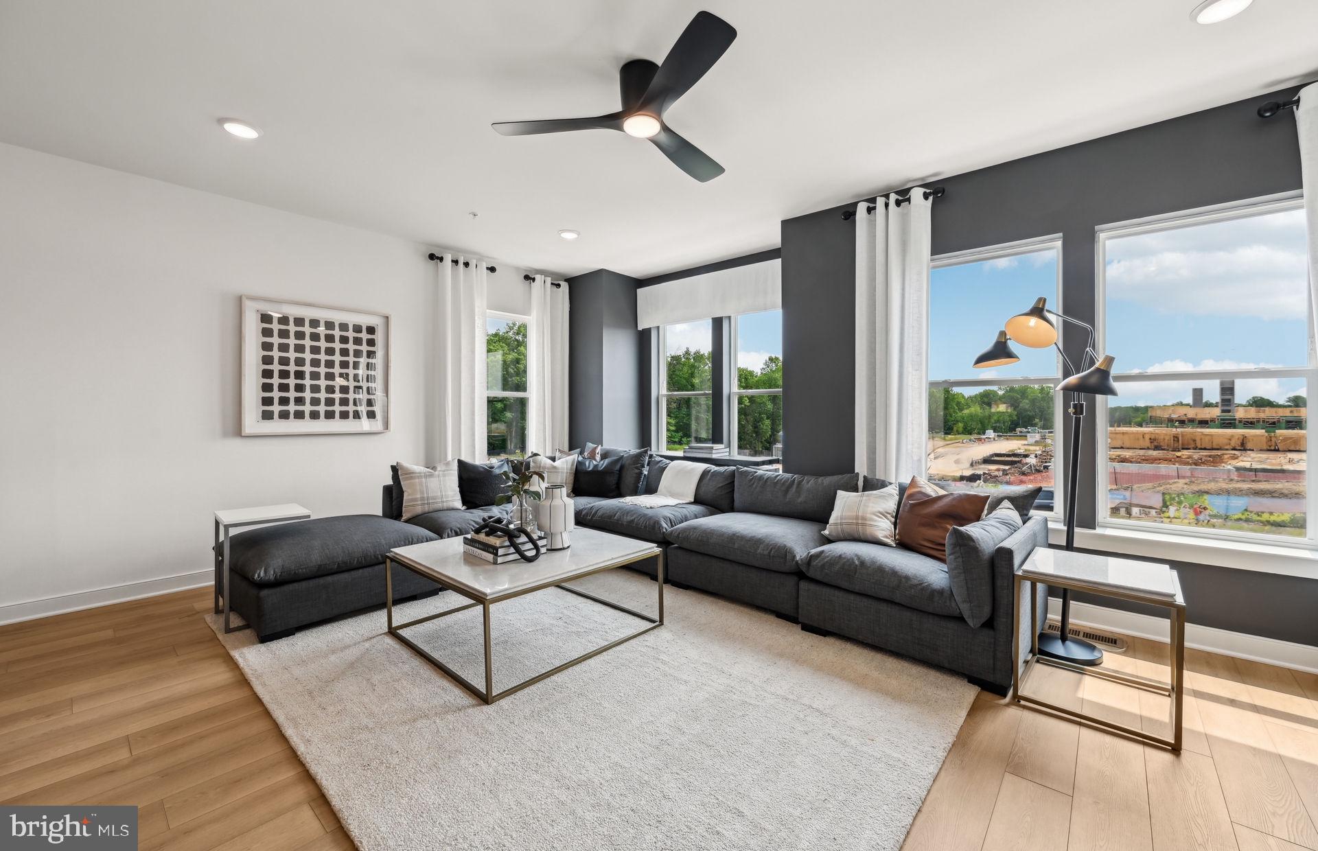 WESTEND AT ARMSTRONG VILLAGE - Residential