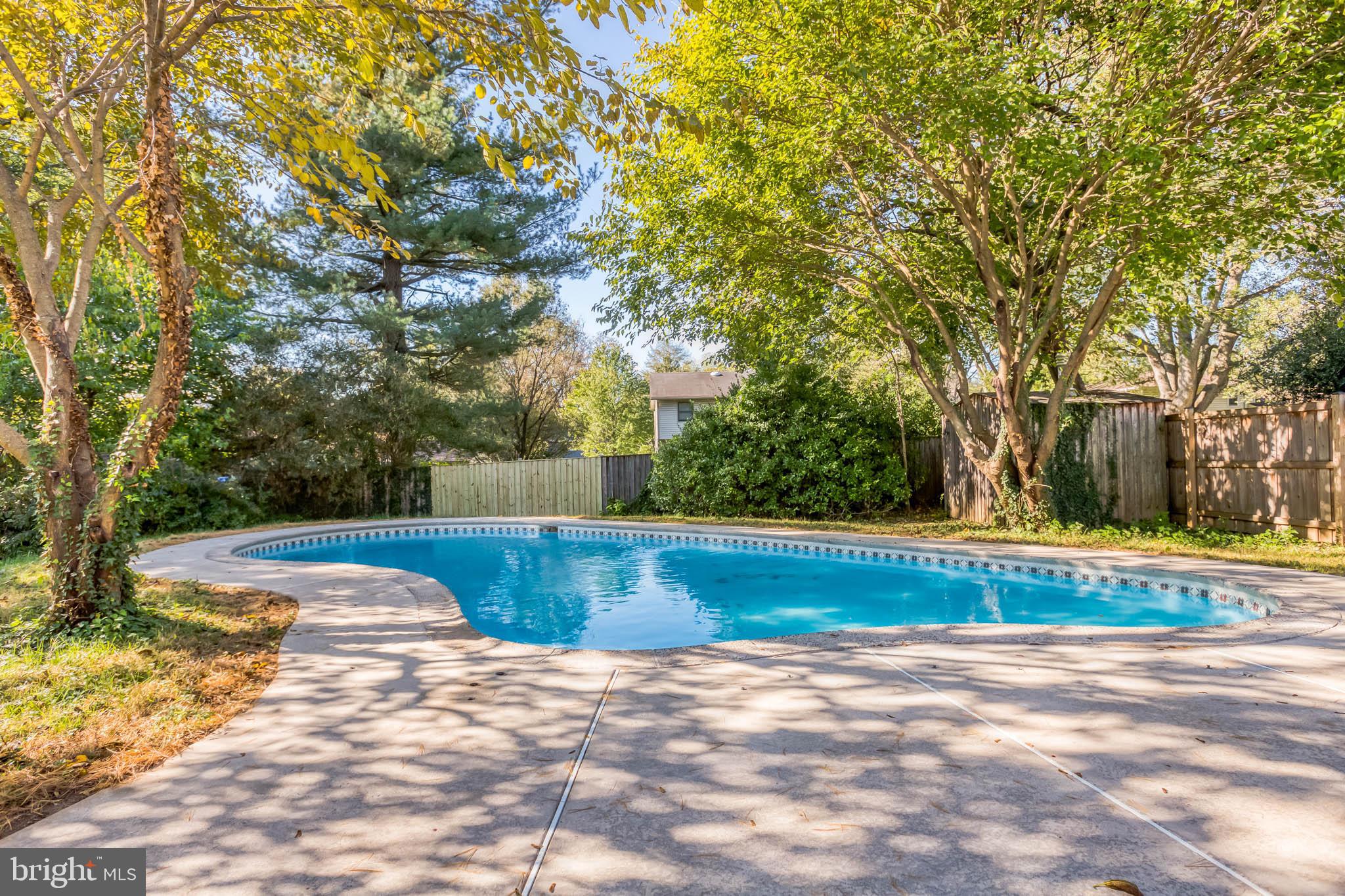 MILL CREEK TOWNE - Residential