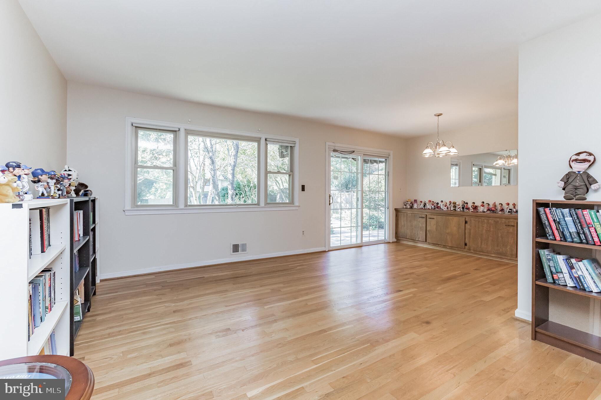 MILL CREEK TOWNE - Residential