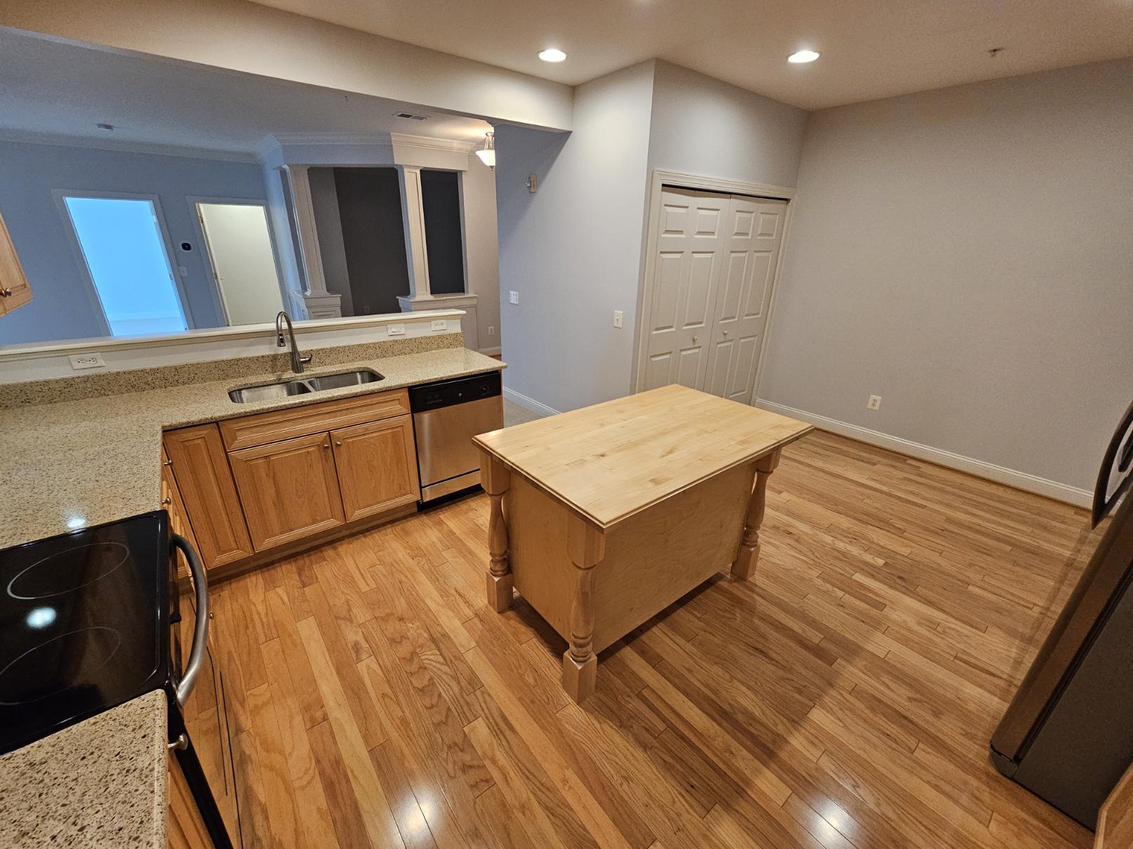 SEVERNA PARK GATEWAY VILLAGE - Residential