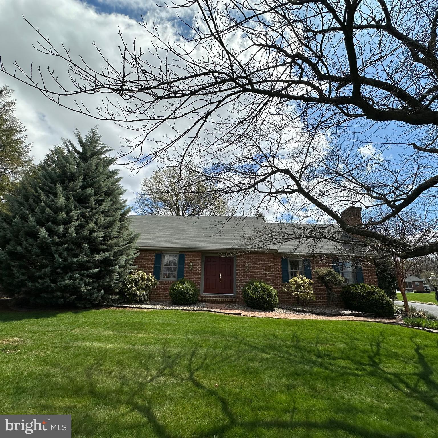 ORCHARD ESTATES - Residential