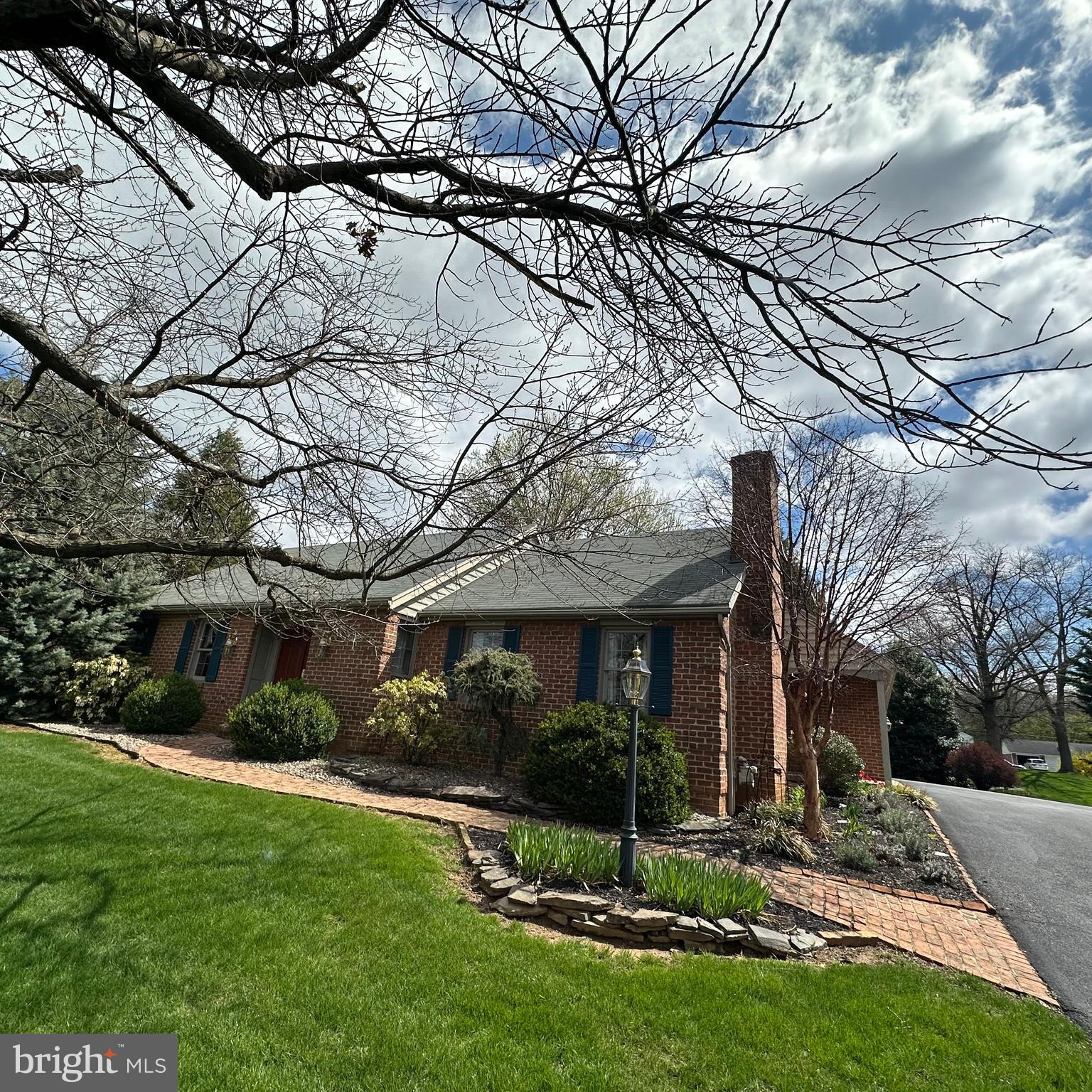 ORCHARD ESTATES - Residential