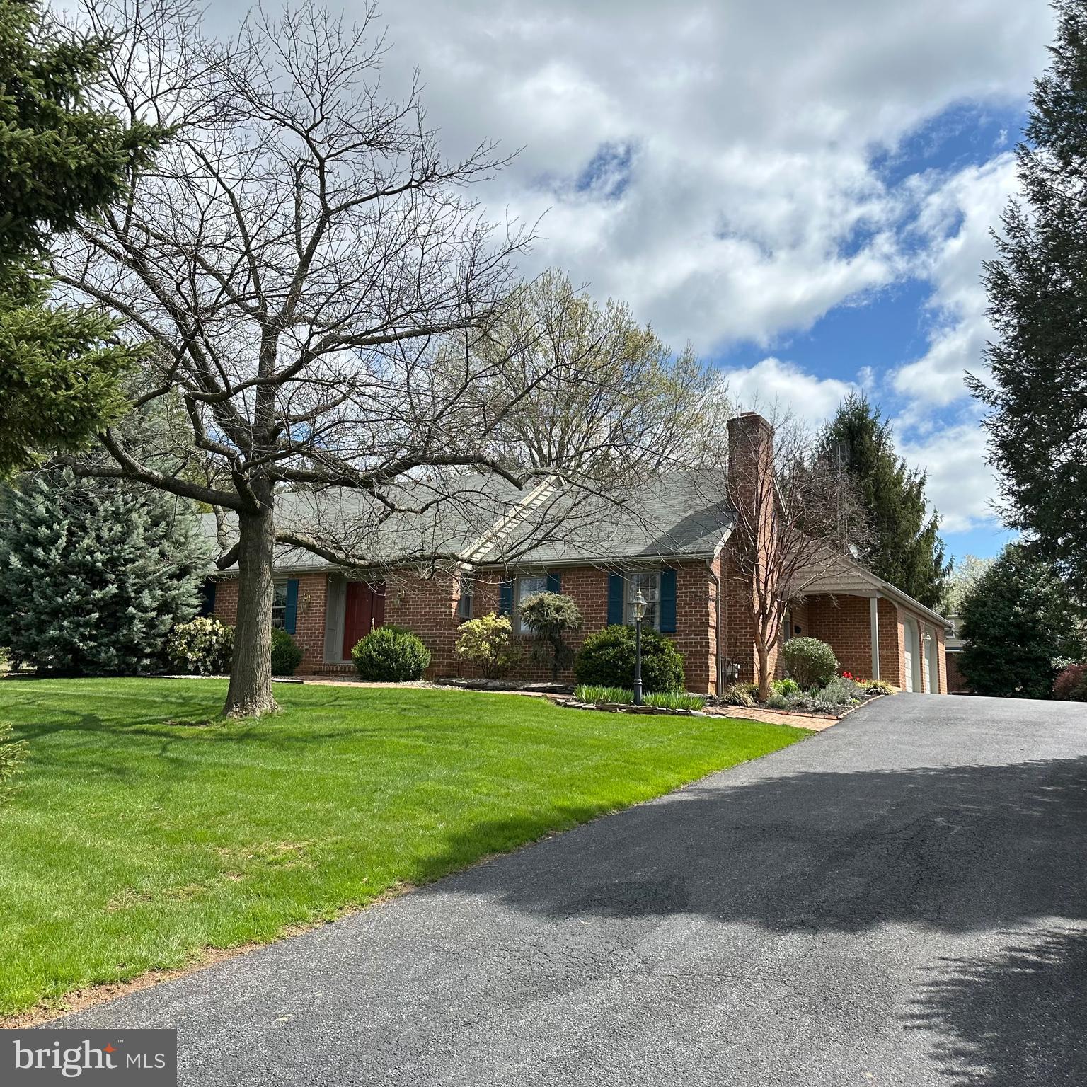 ORCHARD ESTATES - Residential