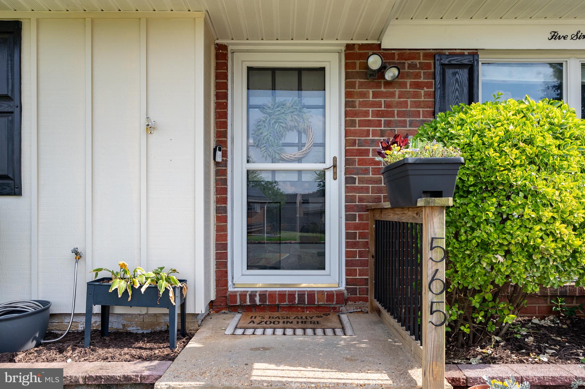 VALLEYWOOD - Residential