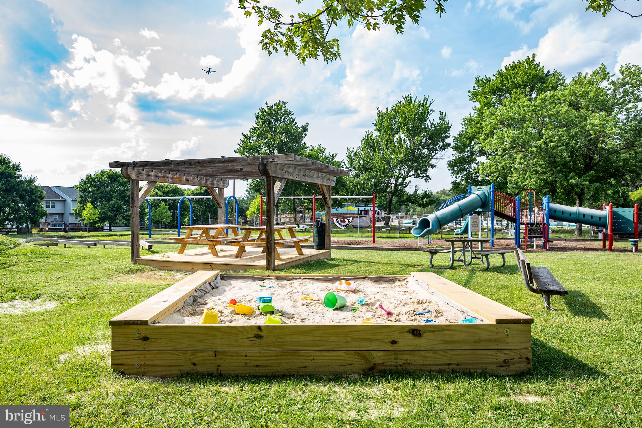 VALLEYWOOD - Residential