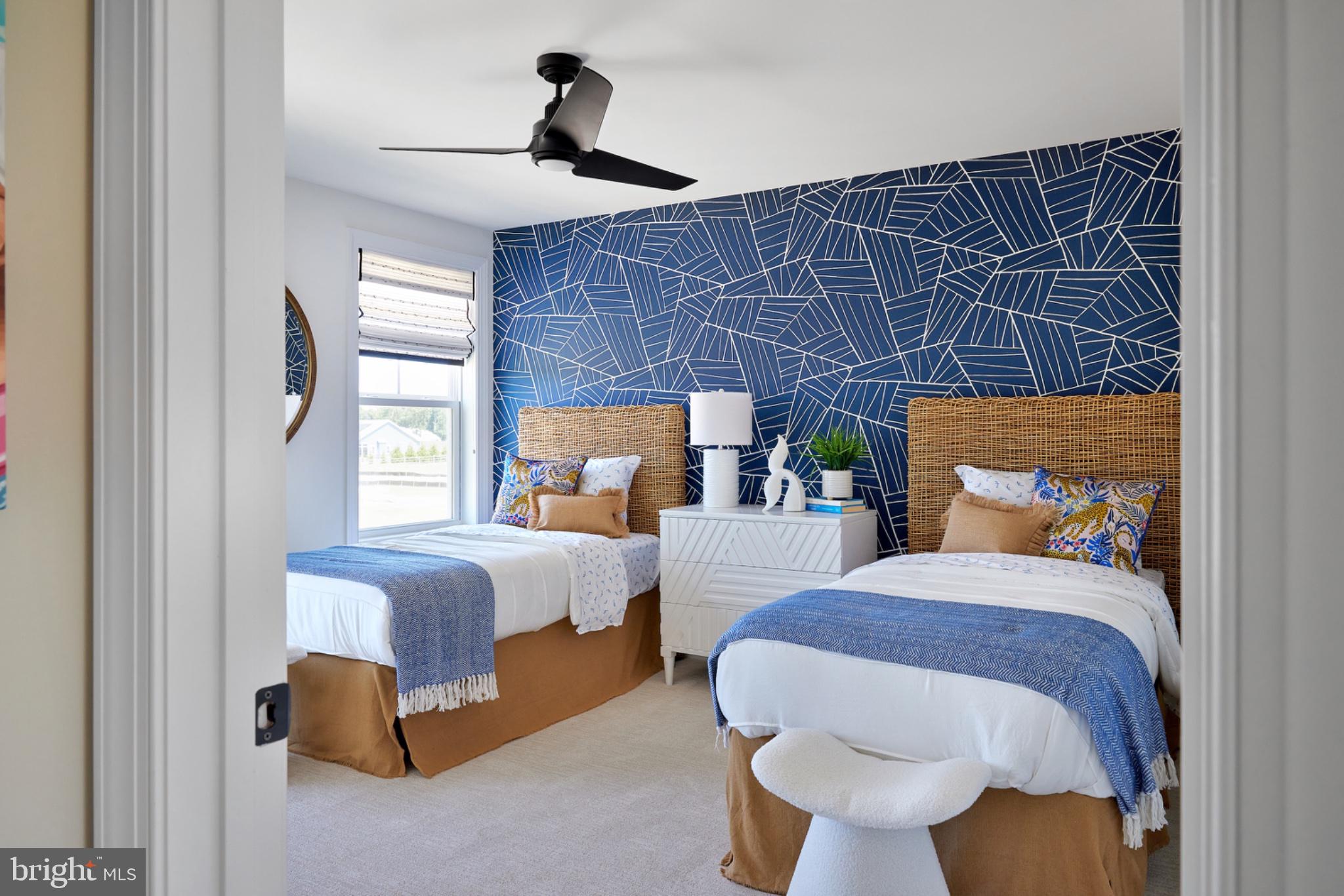 LIGHTSHIP COVE - Residential