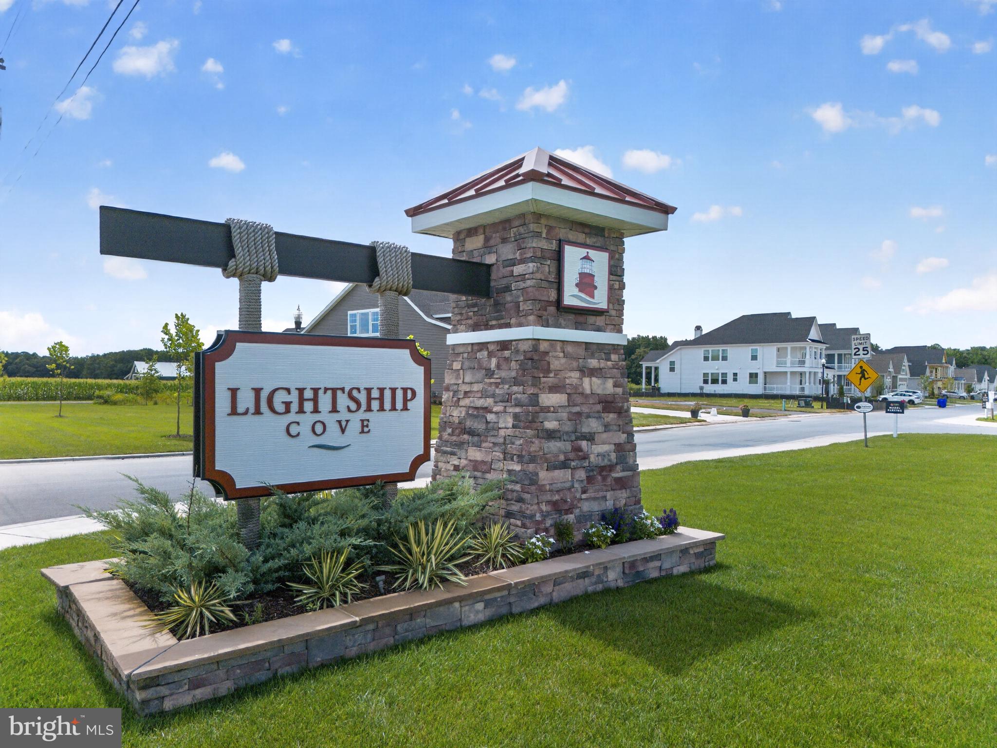 LIGHTSHIP COVE - Residential