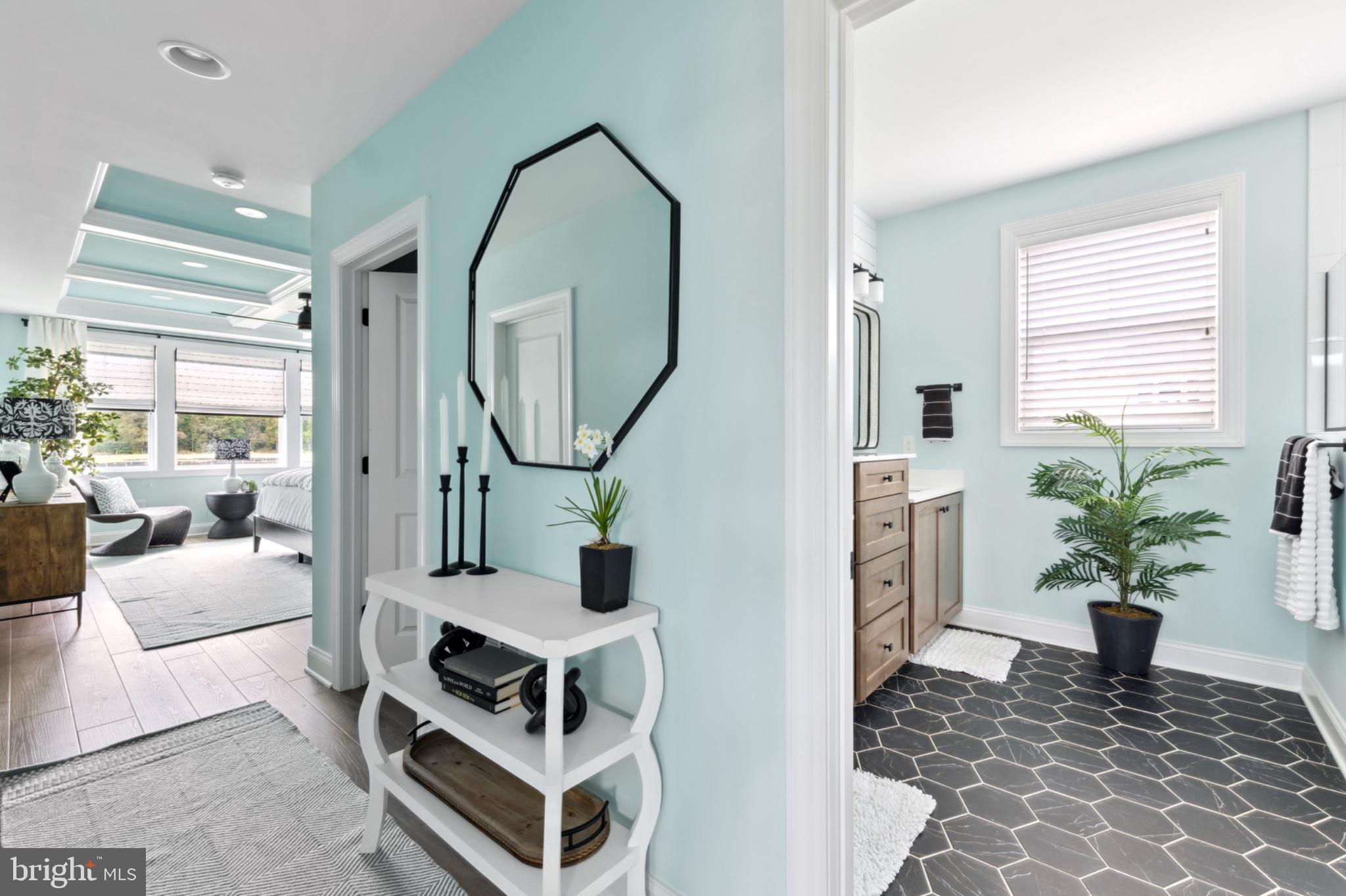 LIGHTSHIP COVE - Residential