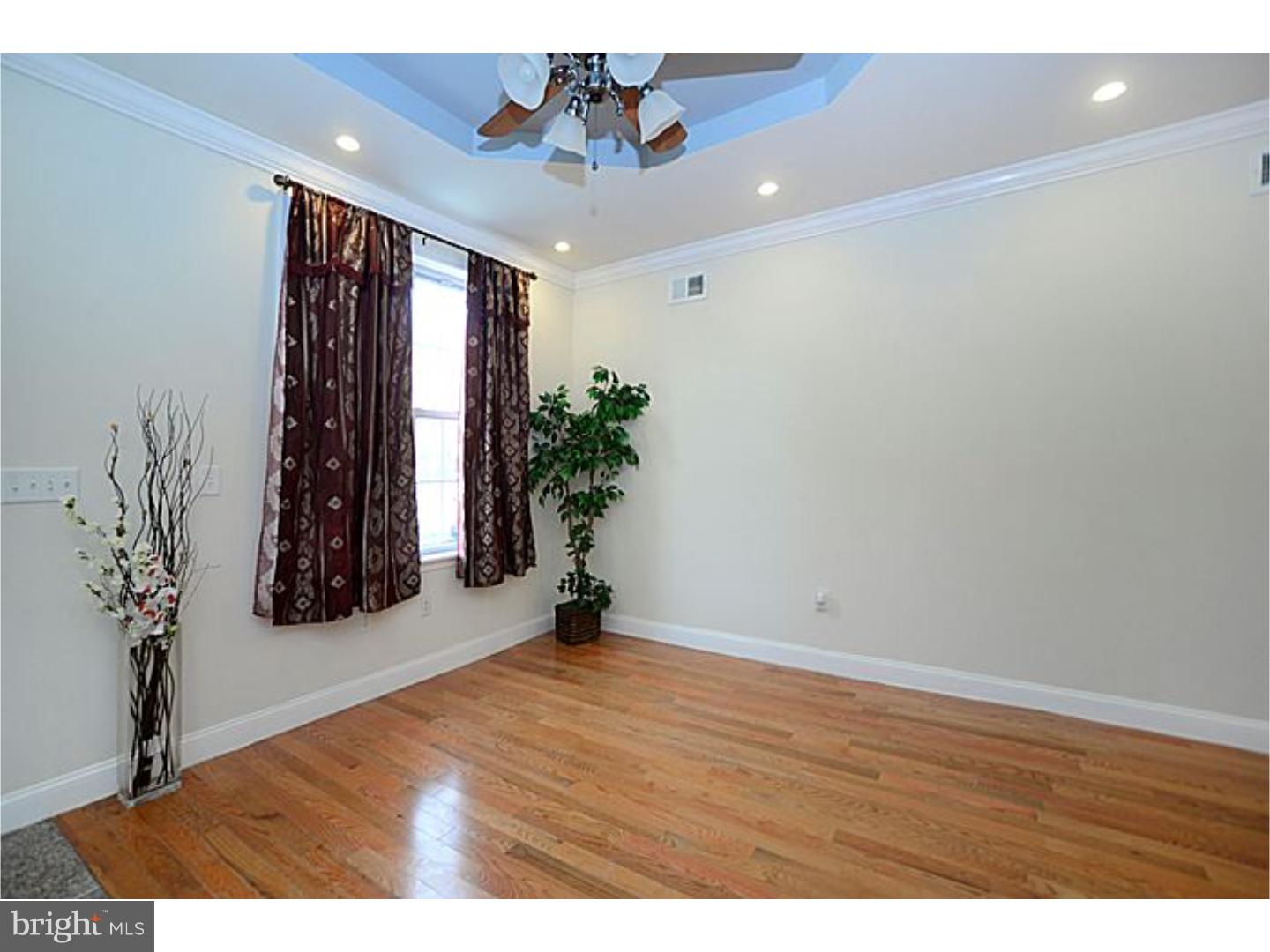 POINT BREEZE - Residential