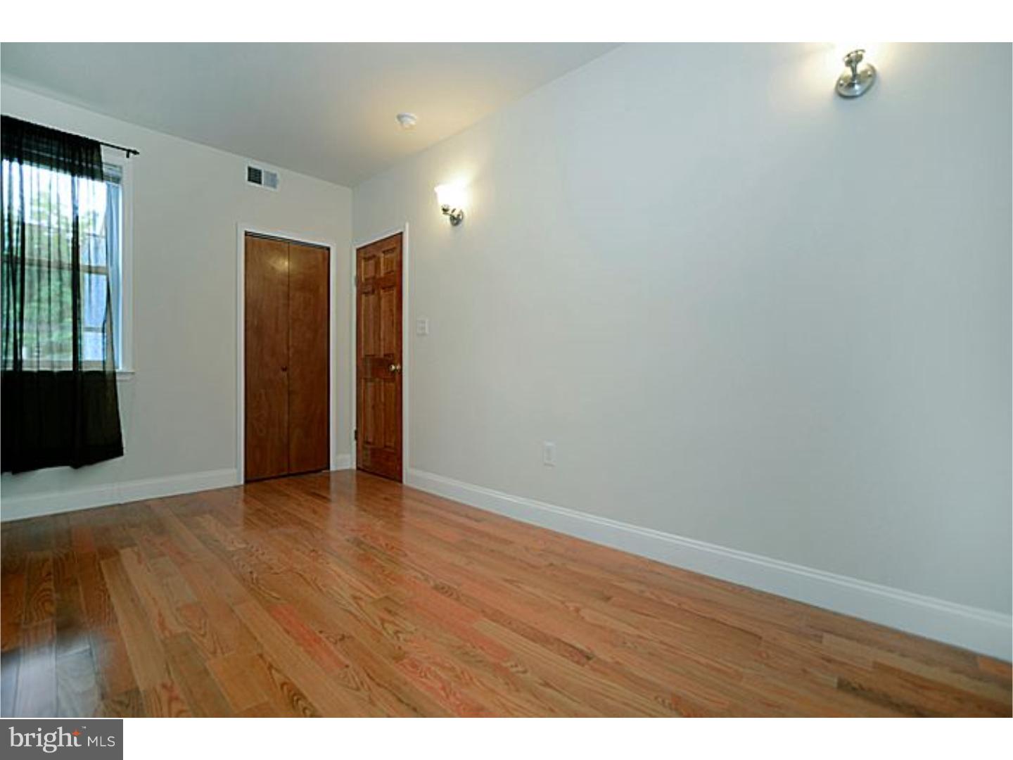 POINT BREEZE - Residential