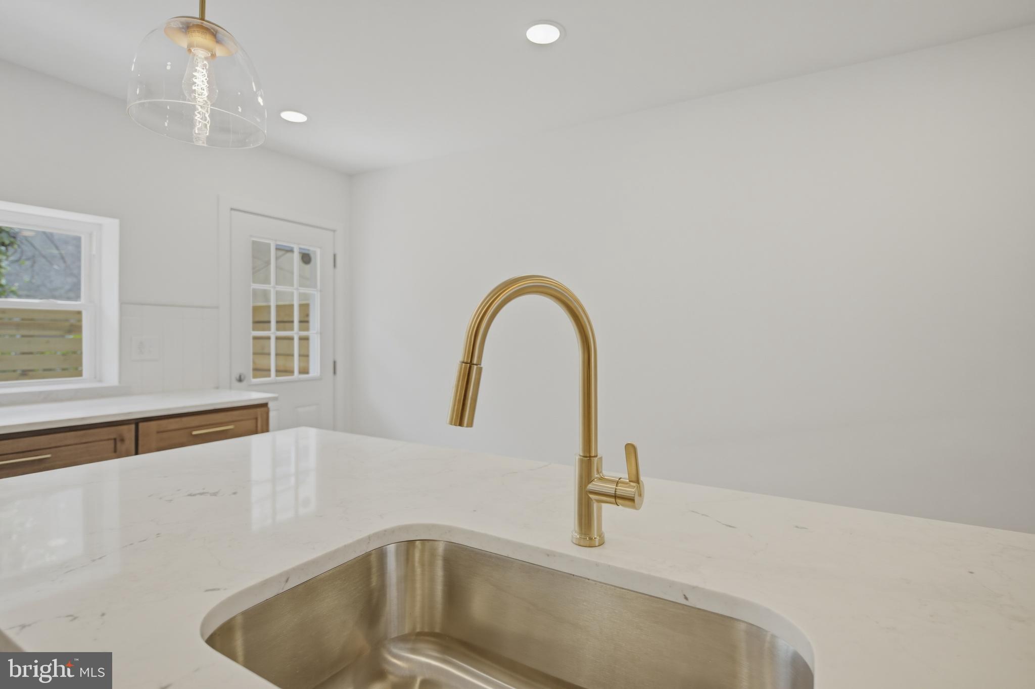 PASSYUNK SQUARE - Residential