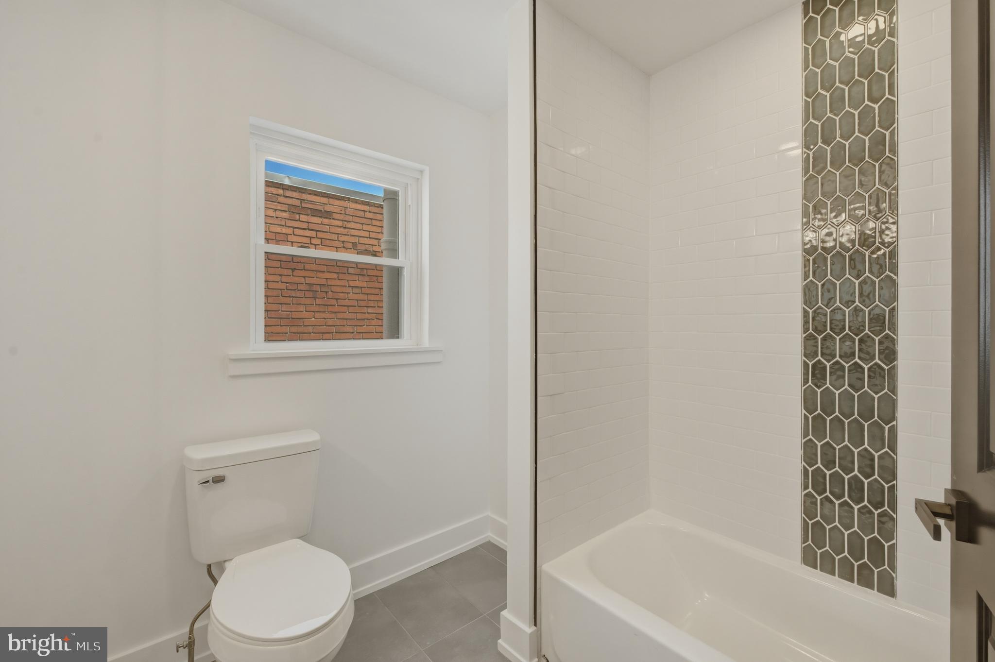 PASSYUNK SQUARE - Residential