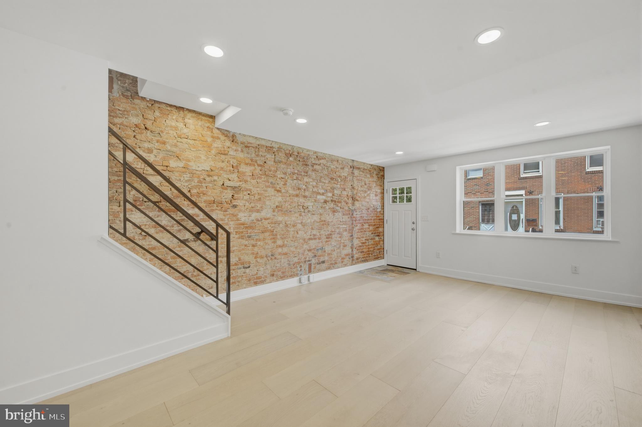 PASSYUNK SQUARE - Residential
