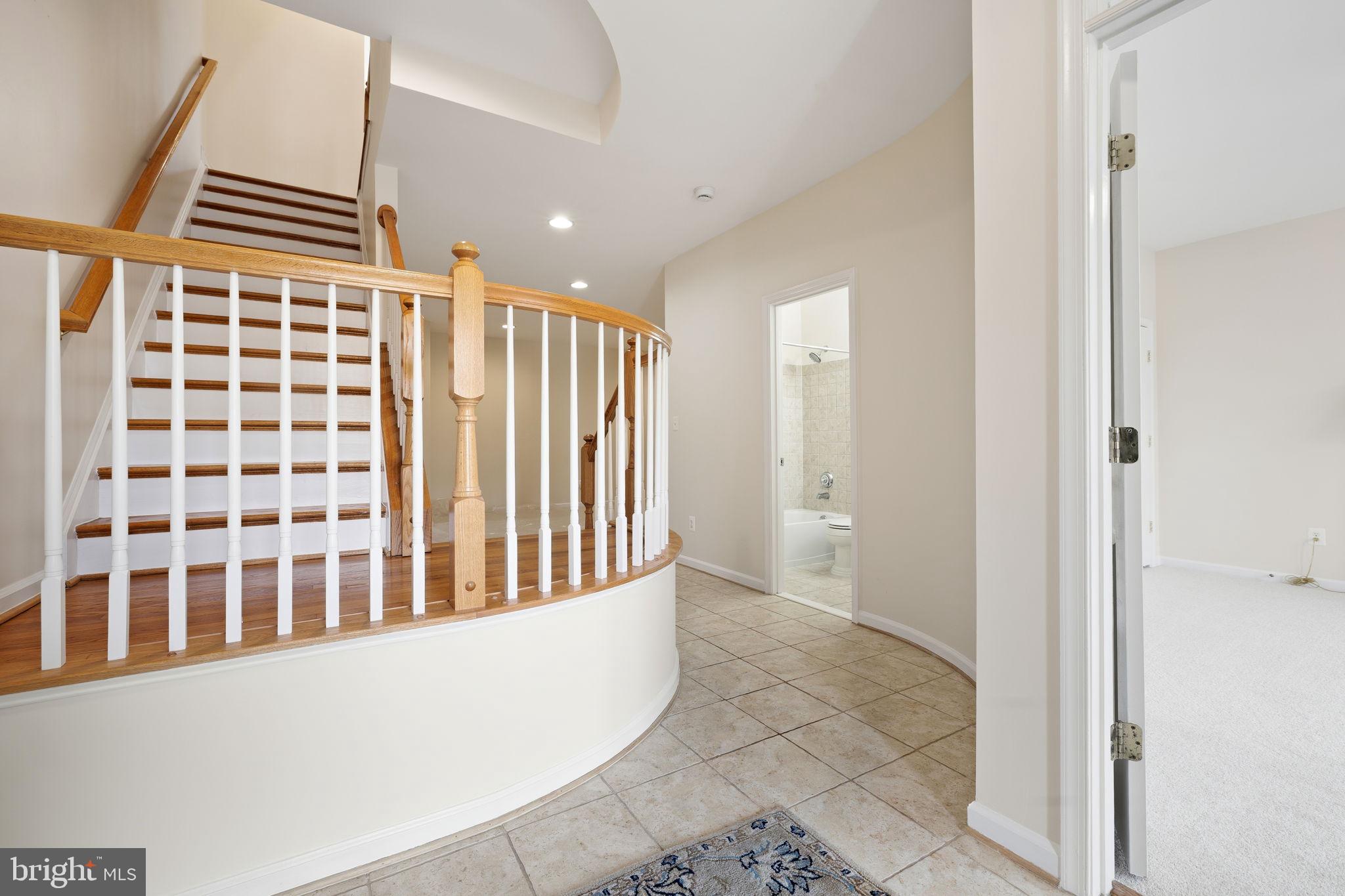 BELMONT BAY - Residential