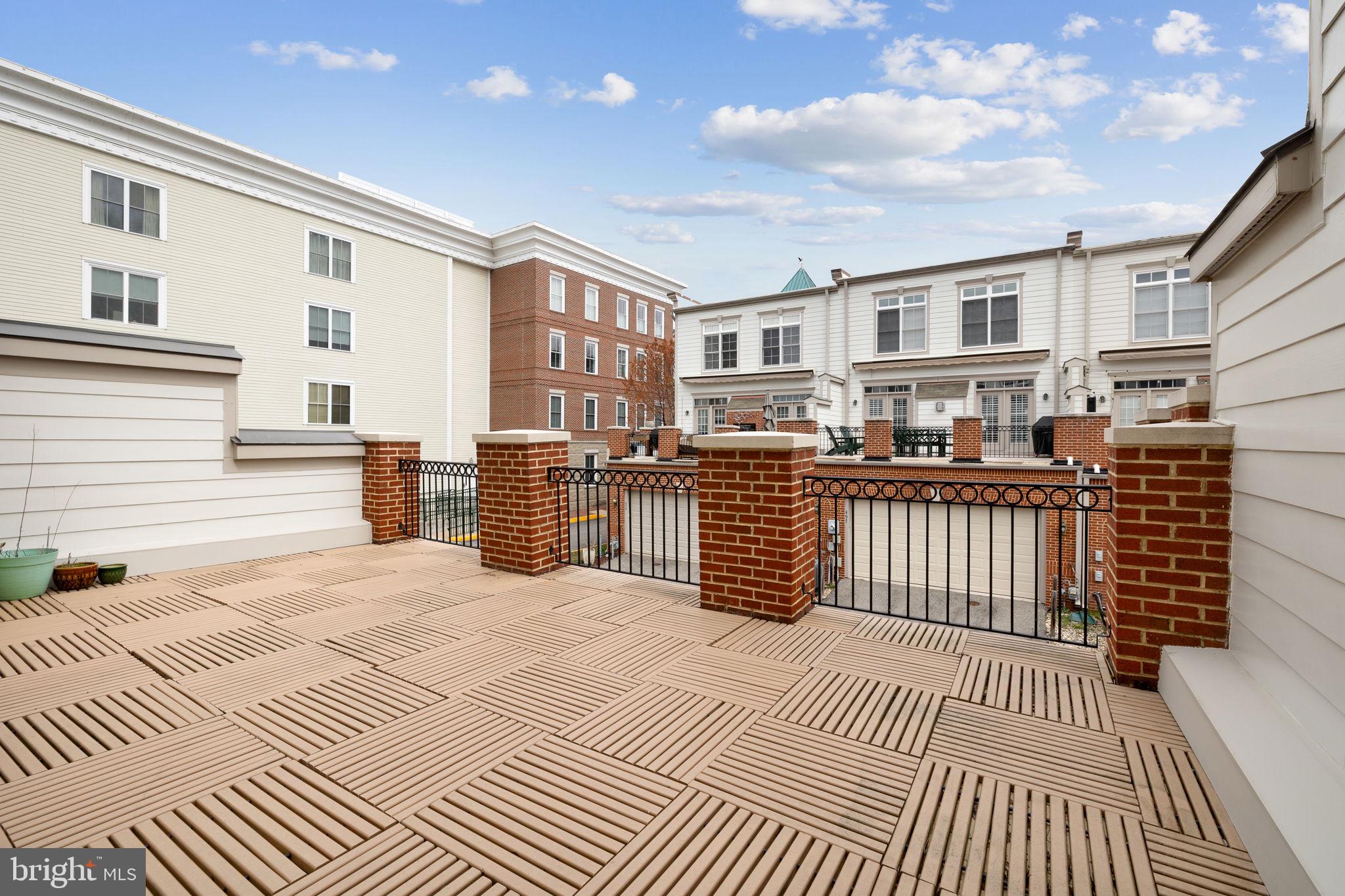 BELMONT BAY - Residential