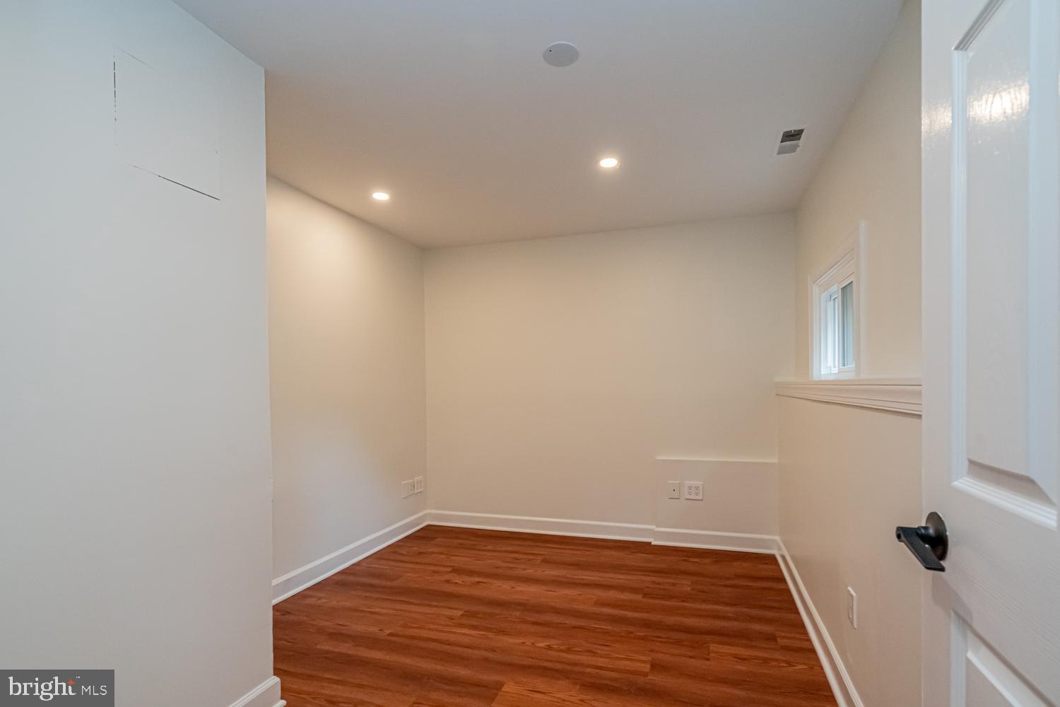 VIRGINIA RUN - Residential