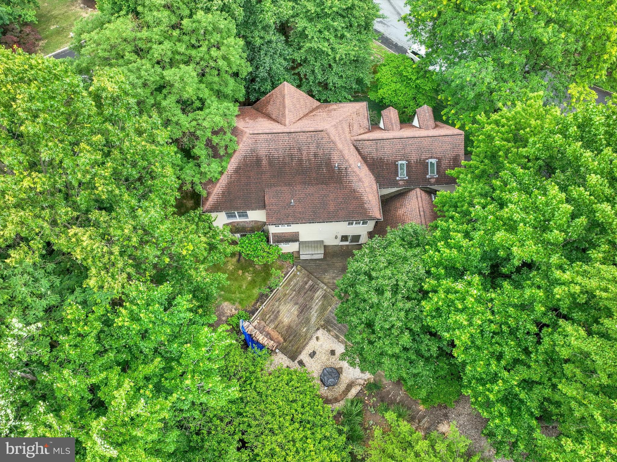 MOUNTAINDALE - Residential