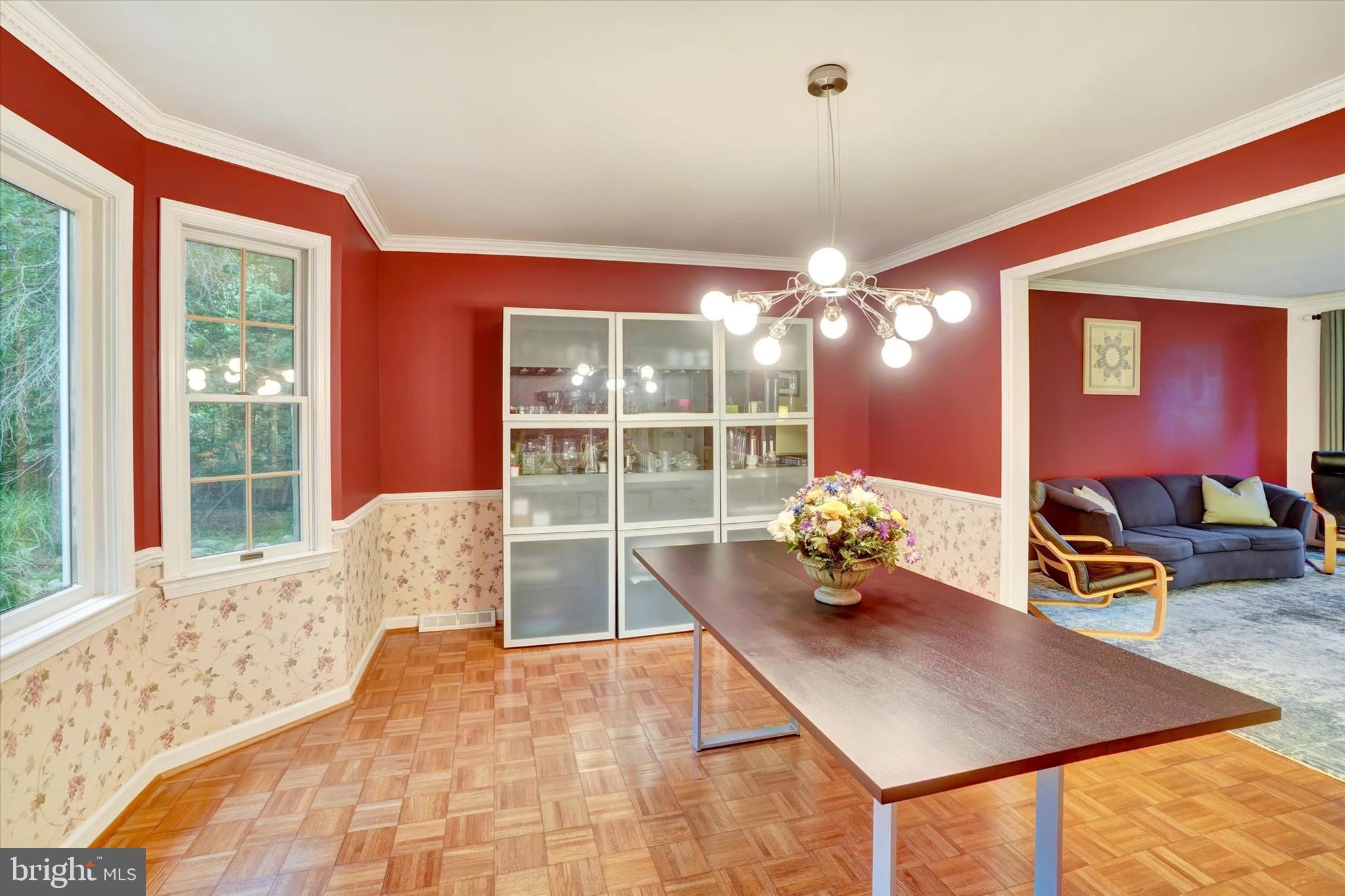 MOUNTAINDALE - Residential