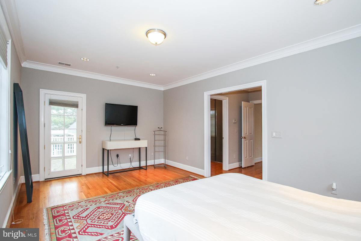 WEST CHEVY CHASE HEIGHTS - Residential